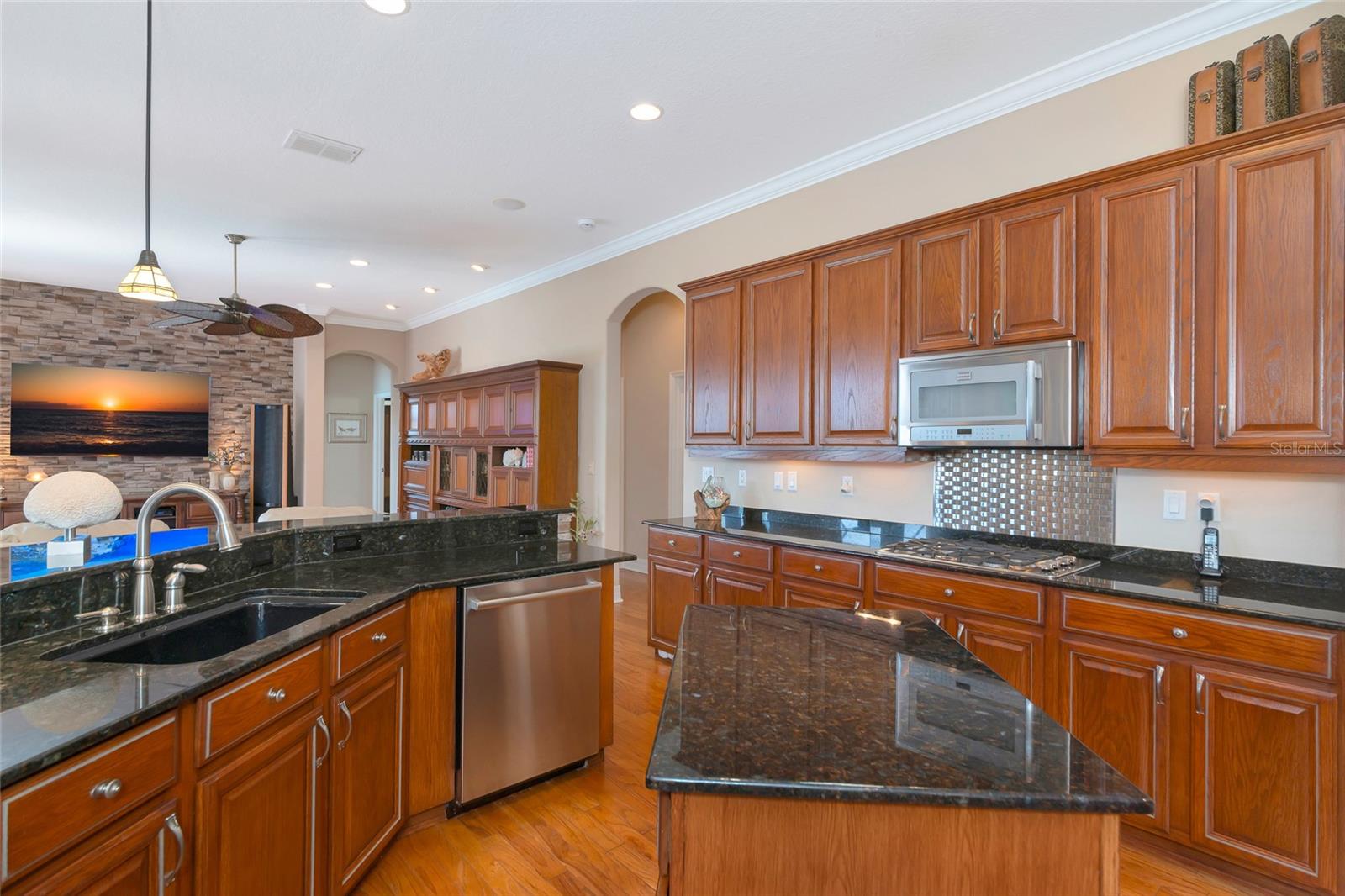 10412 WINDING STREAM WAY