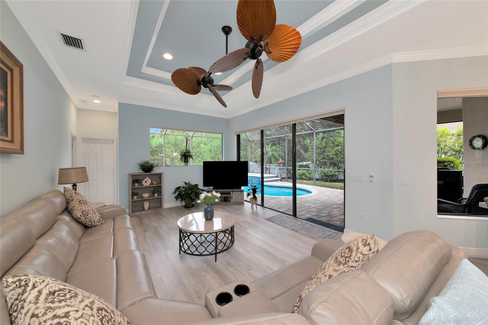 12311 LAVENDER LOOP