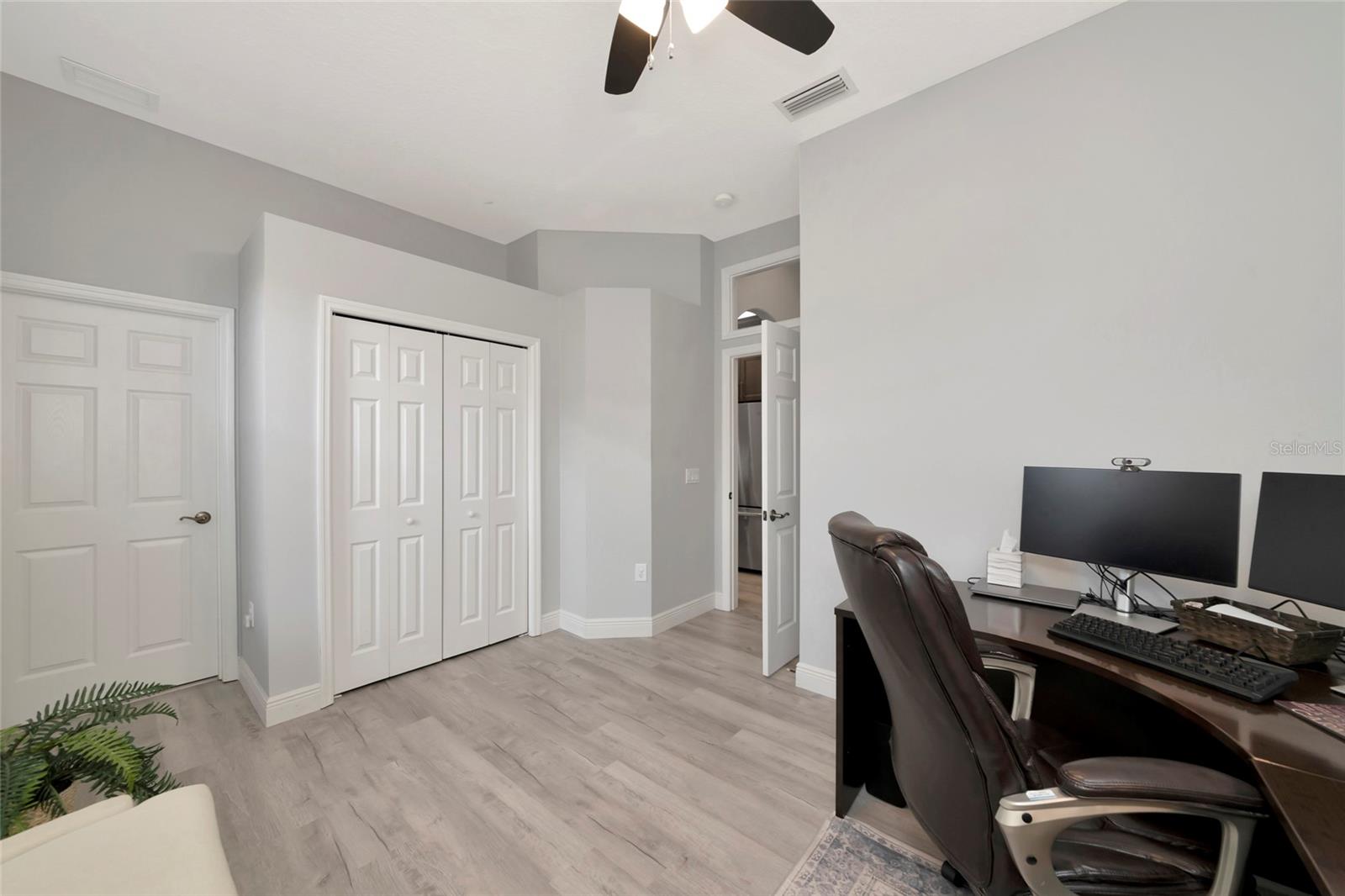 12311 LAVENDER LOOP
