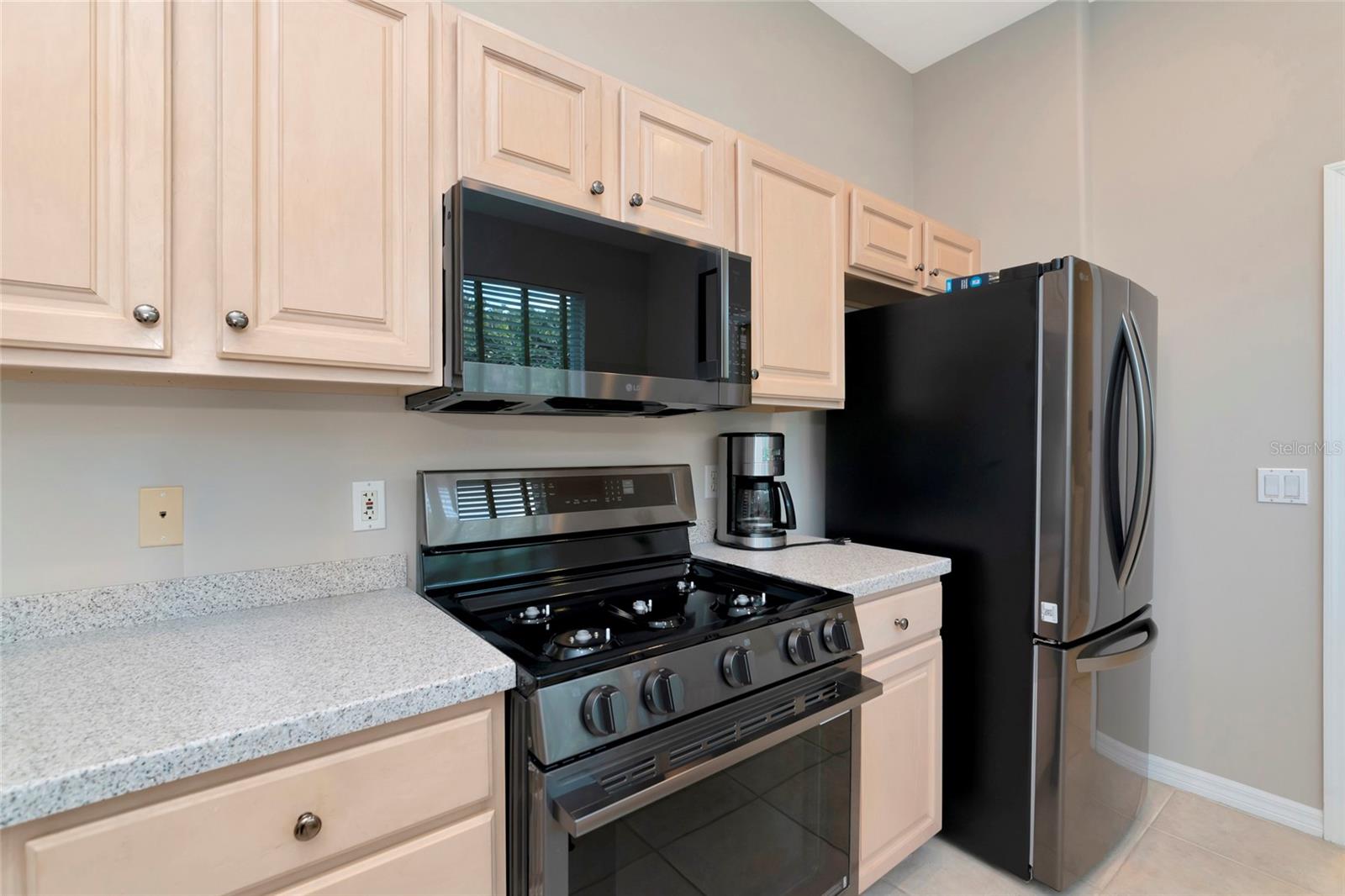 706 MISTY POND CT