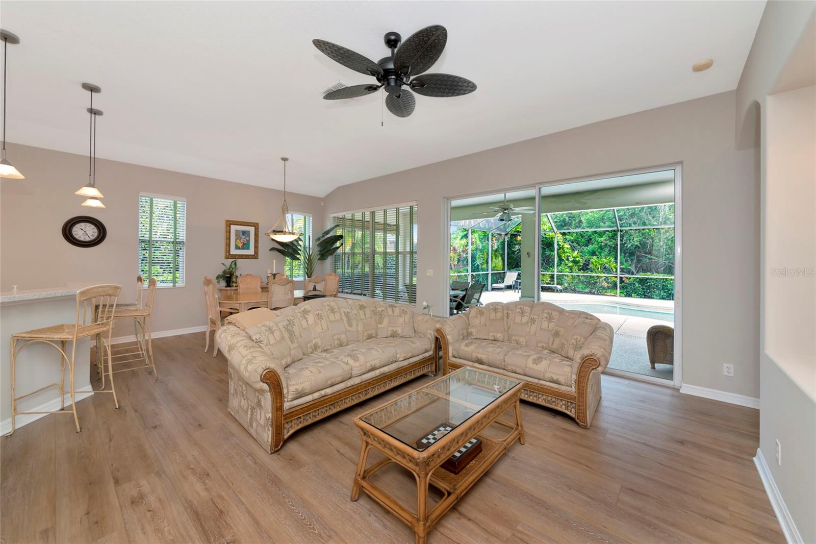706 MISTY POND CT