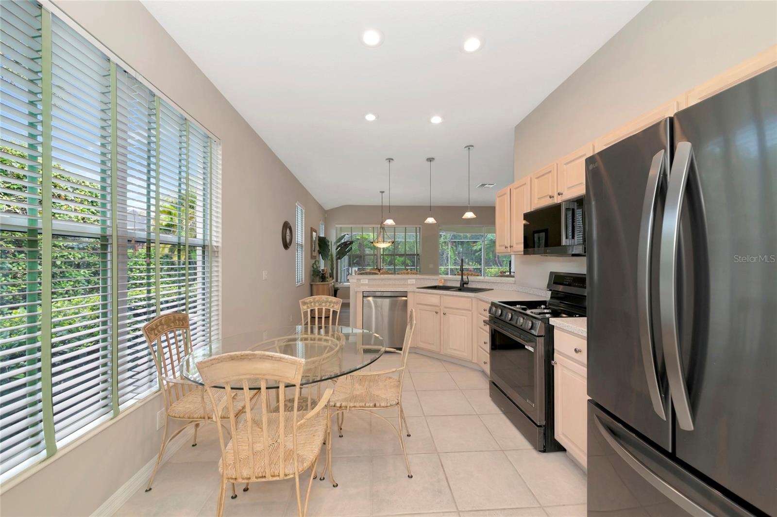 706 MISTY POND CT