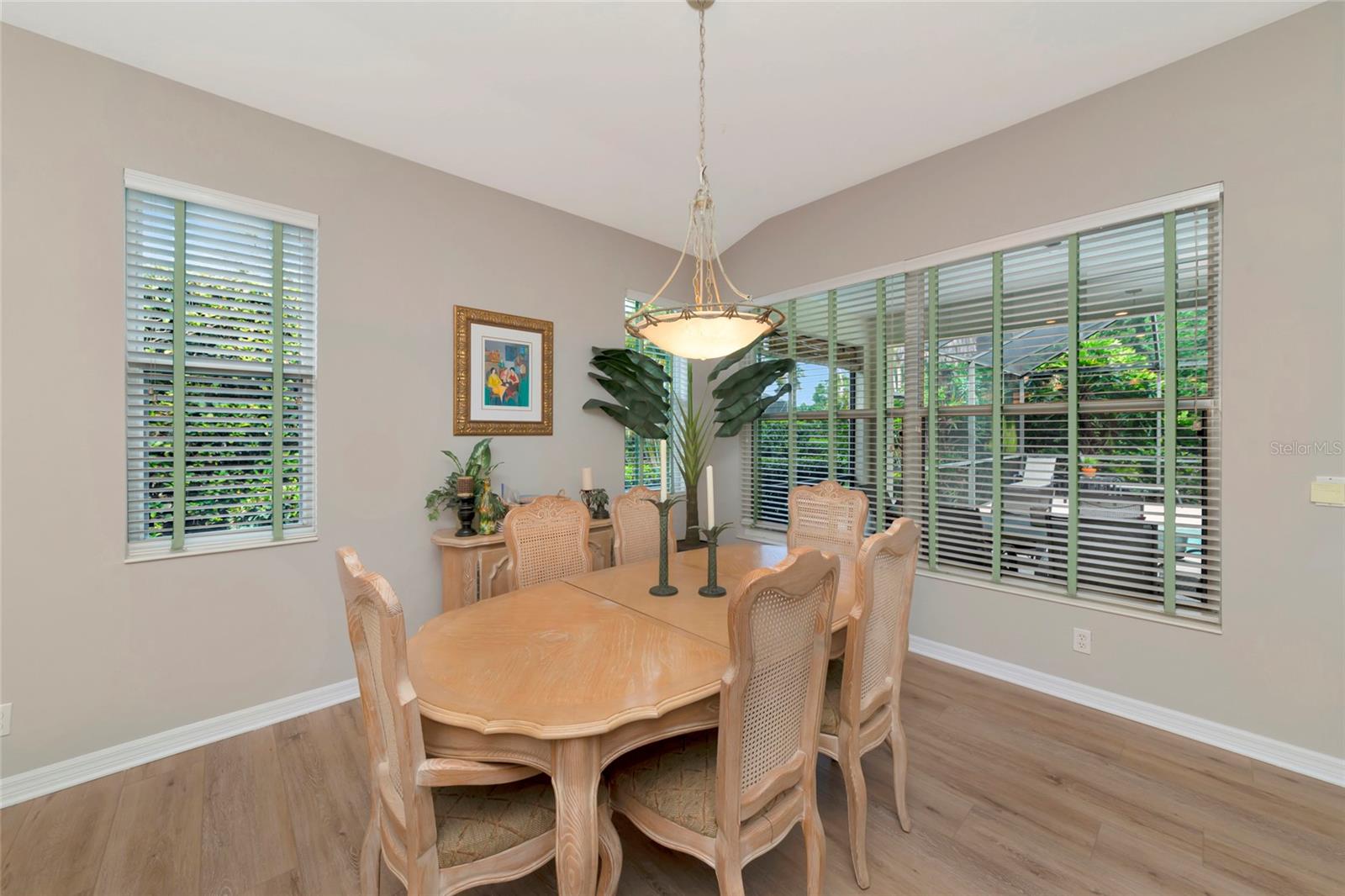 706 MISTY POND CT