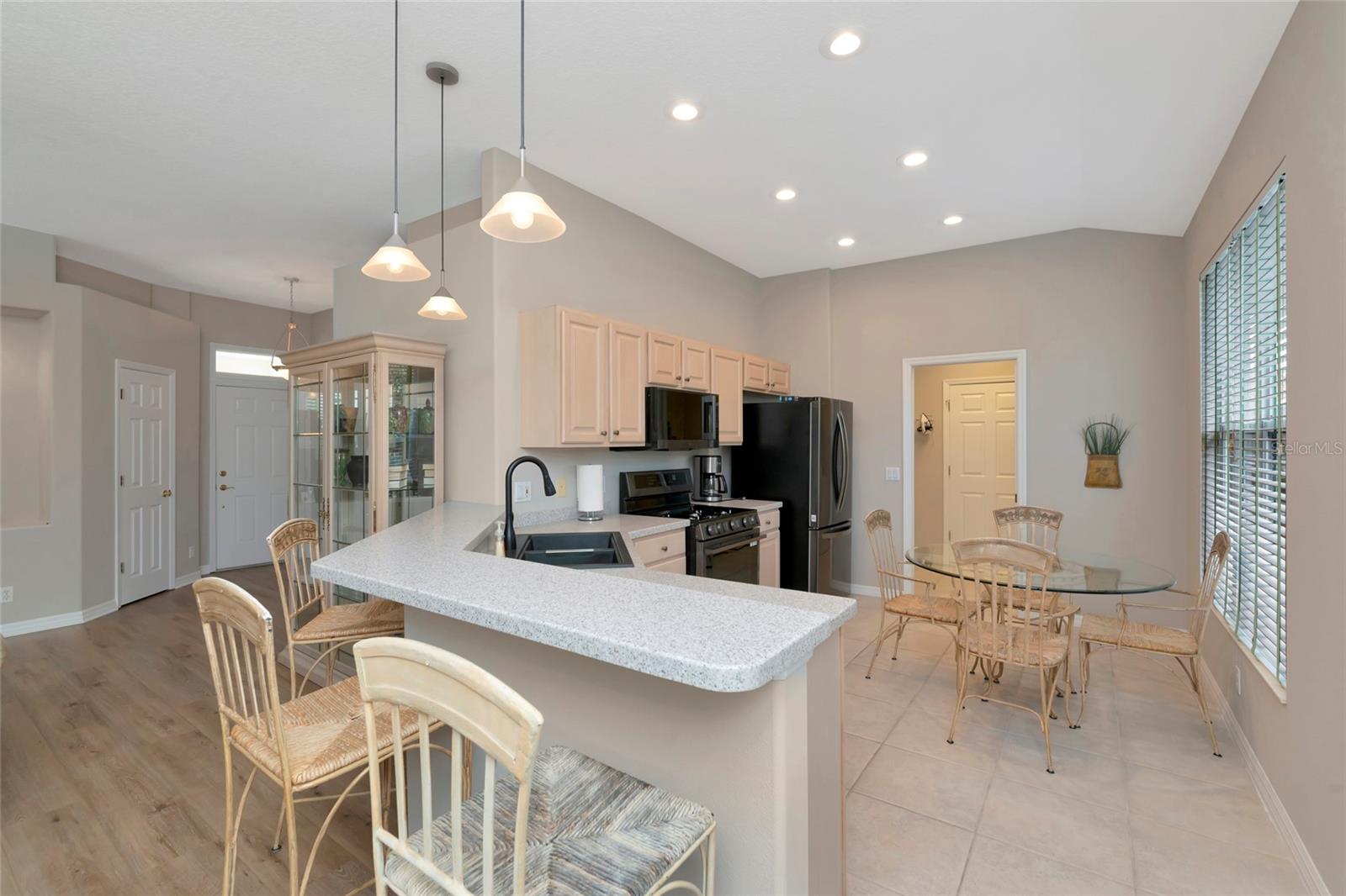 706 MISTY POND CT