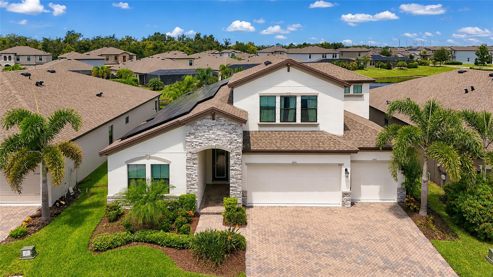 9211 ISABELLA CIR