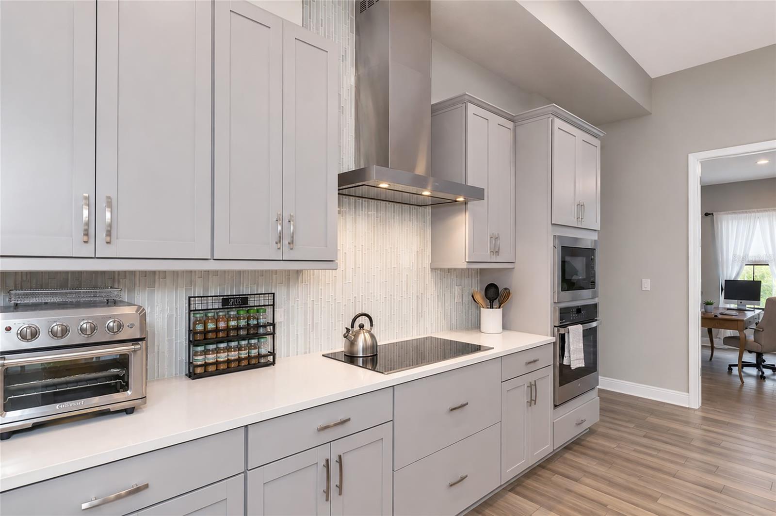 9211 ISABELLA CIR