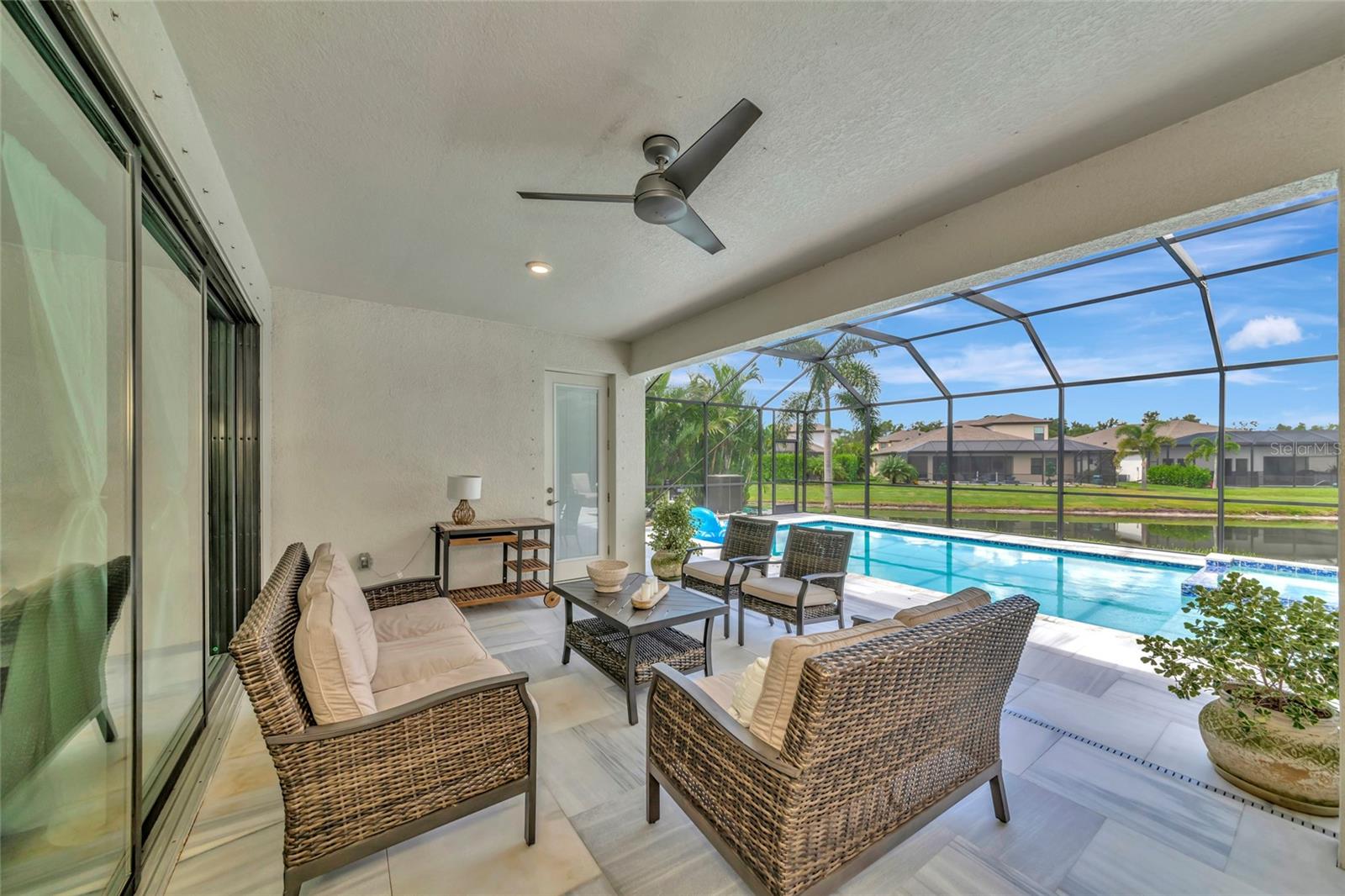 9211 ISABELLA CIR