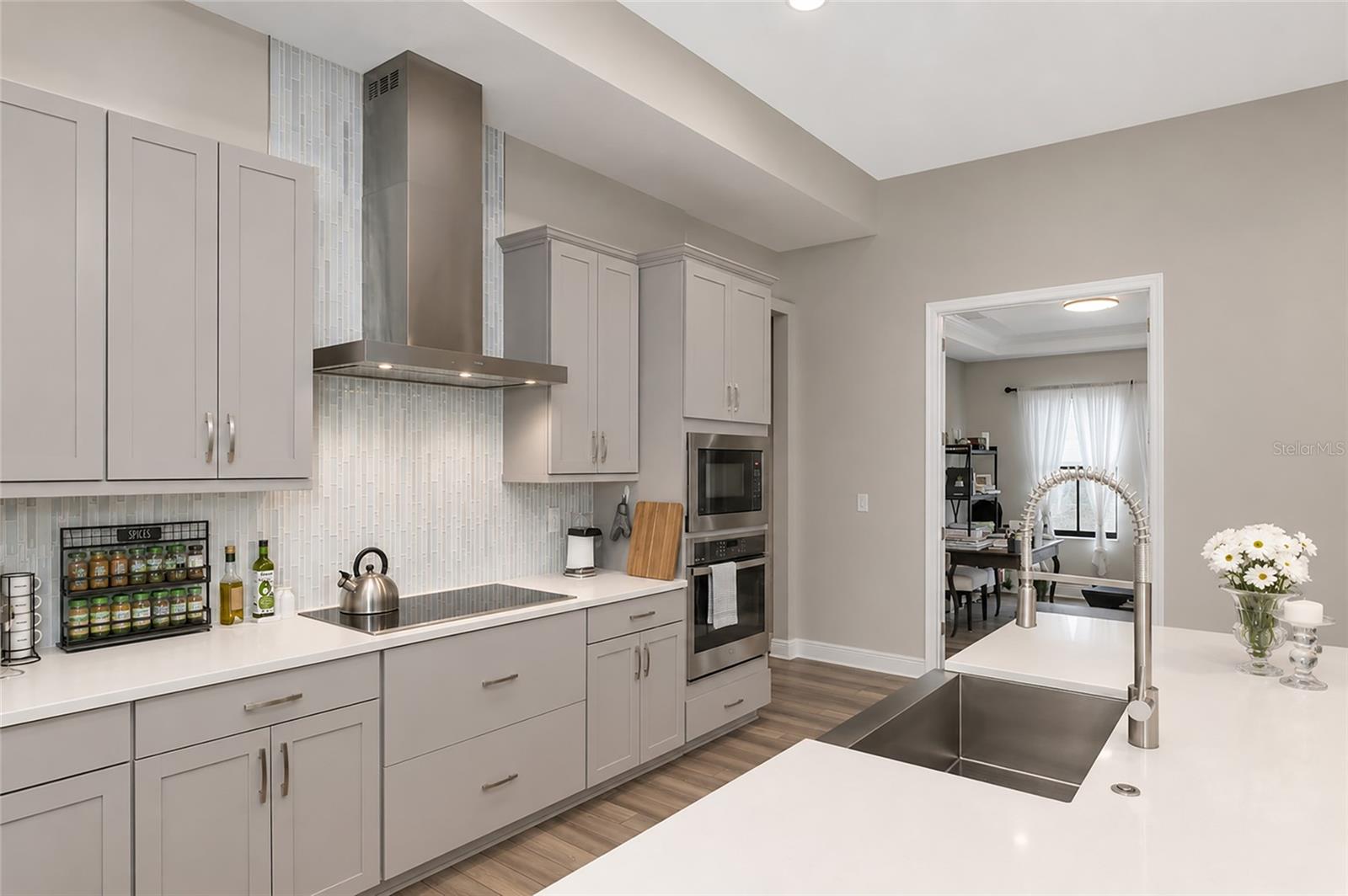 9211 ISABELLA CIR