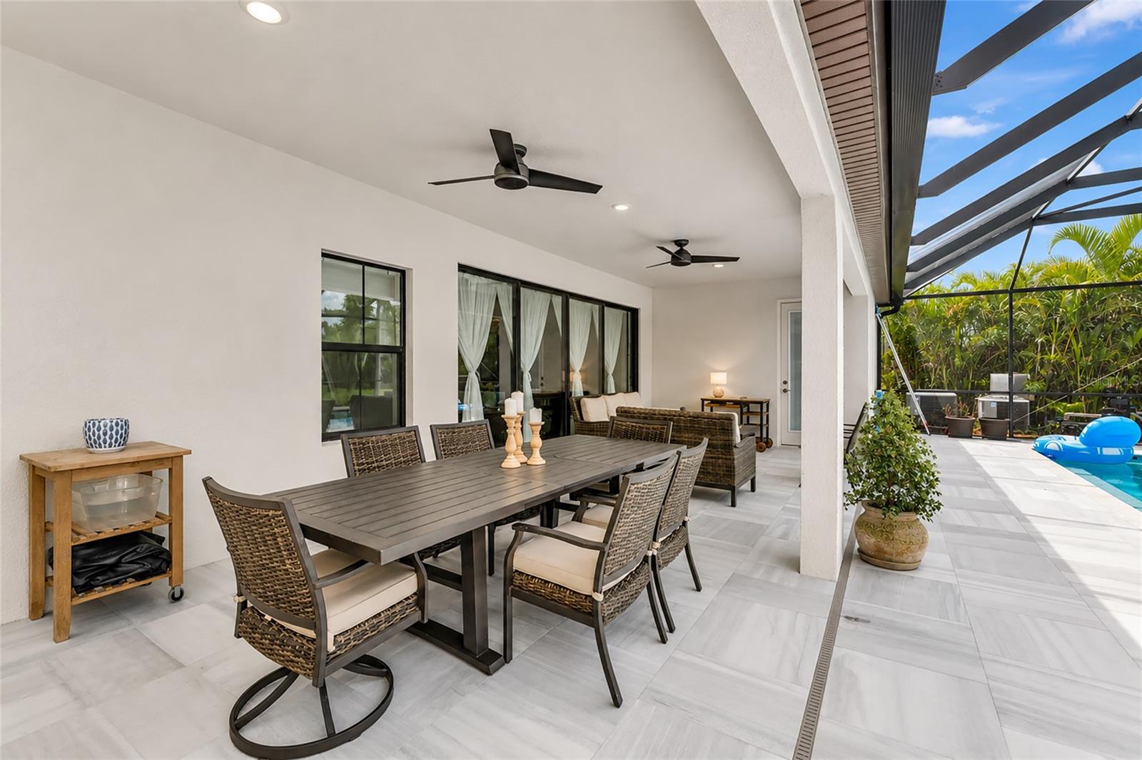 9211 ISABELLA CIR