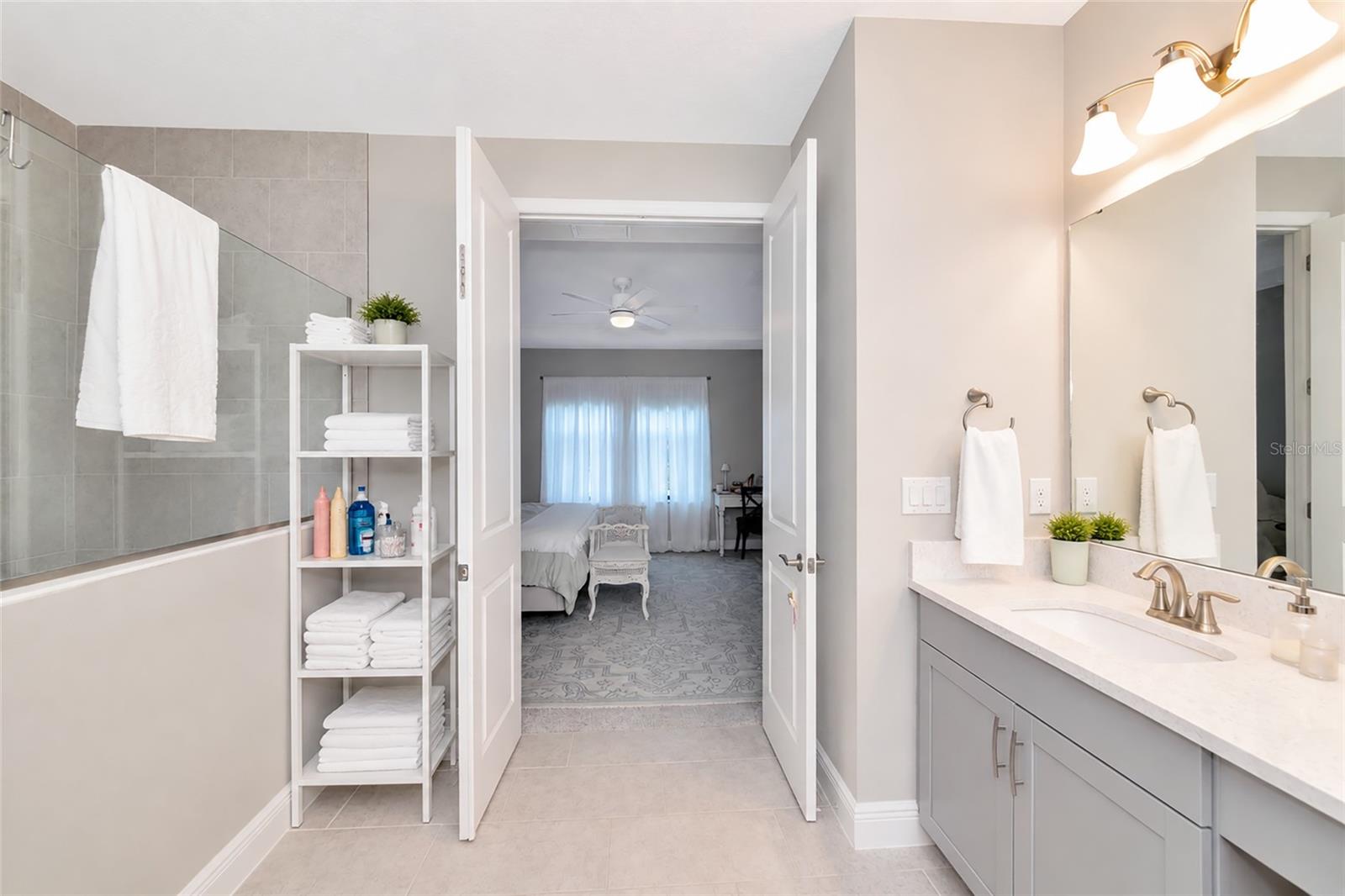 9211 ISABELLA CIR