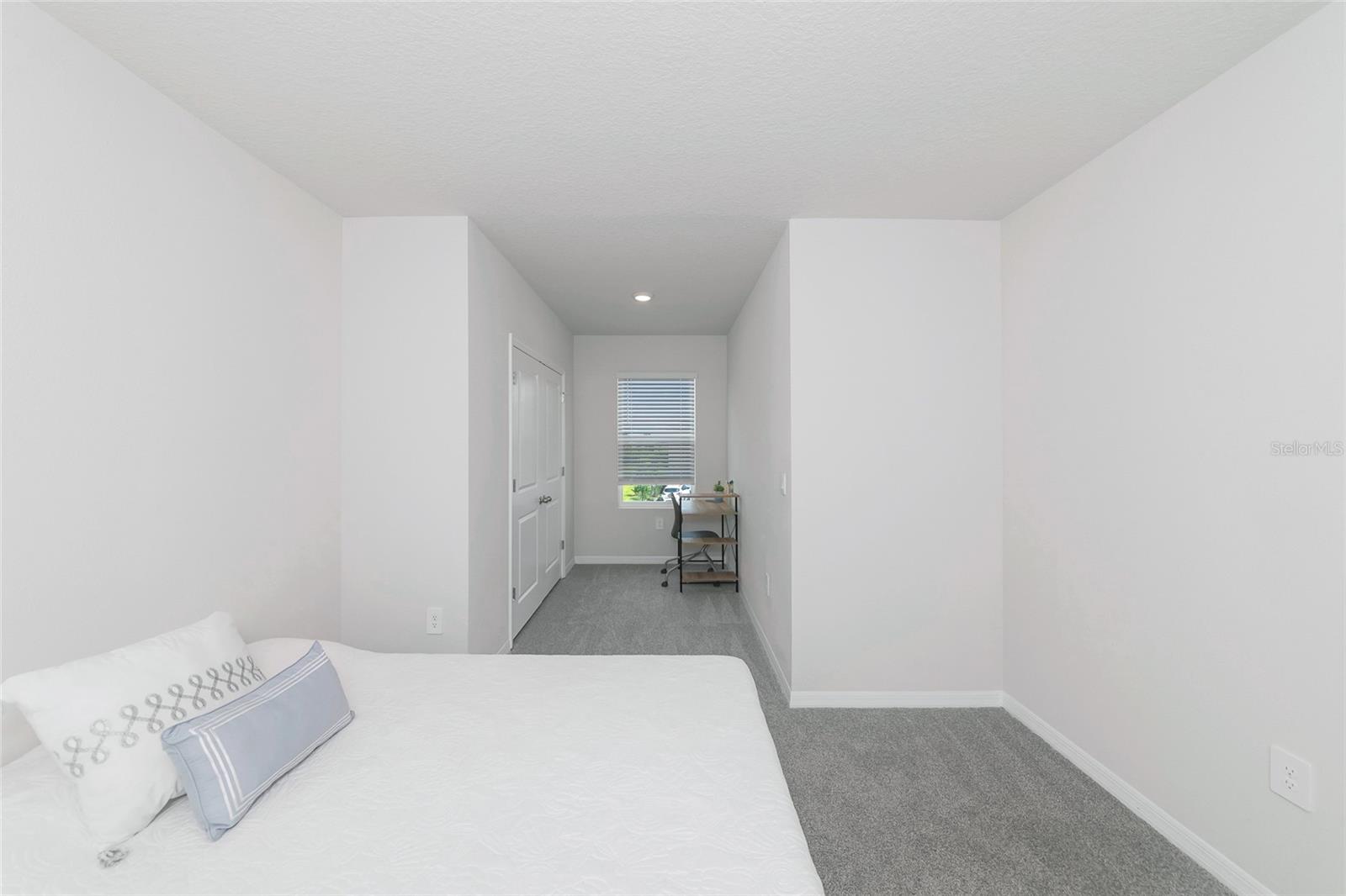 17645 CRESCENT MOON LOOP