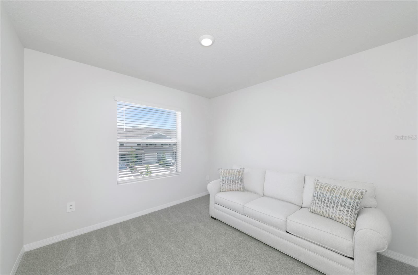 17645 CRESCENT MOON LOOP