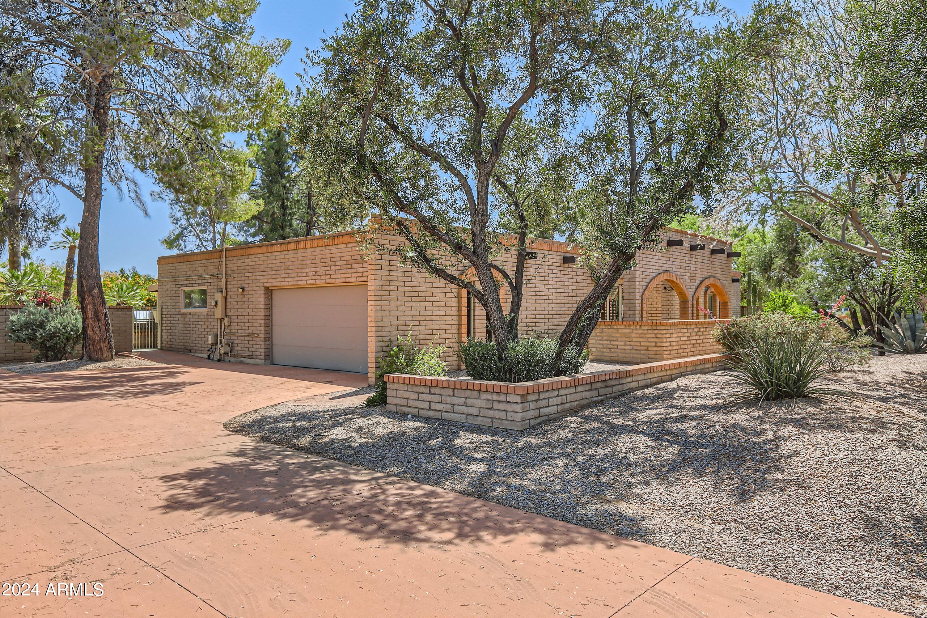 6515 E FRIESS Drive