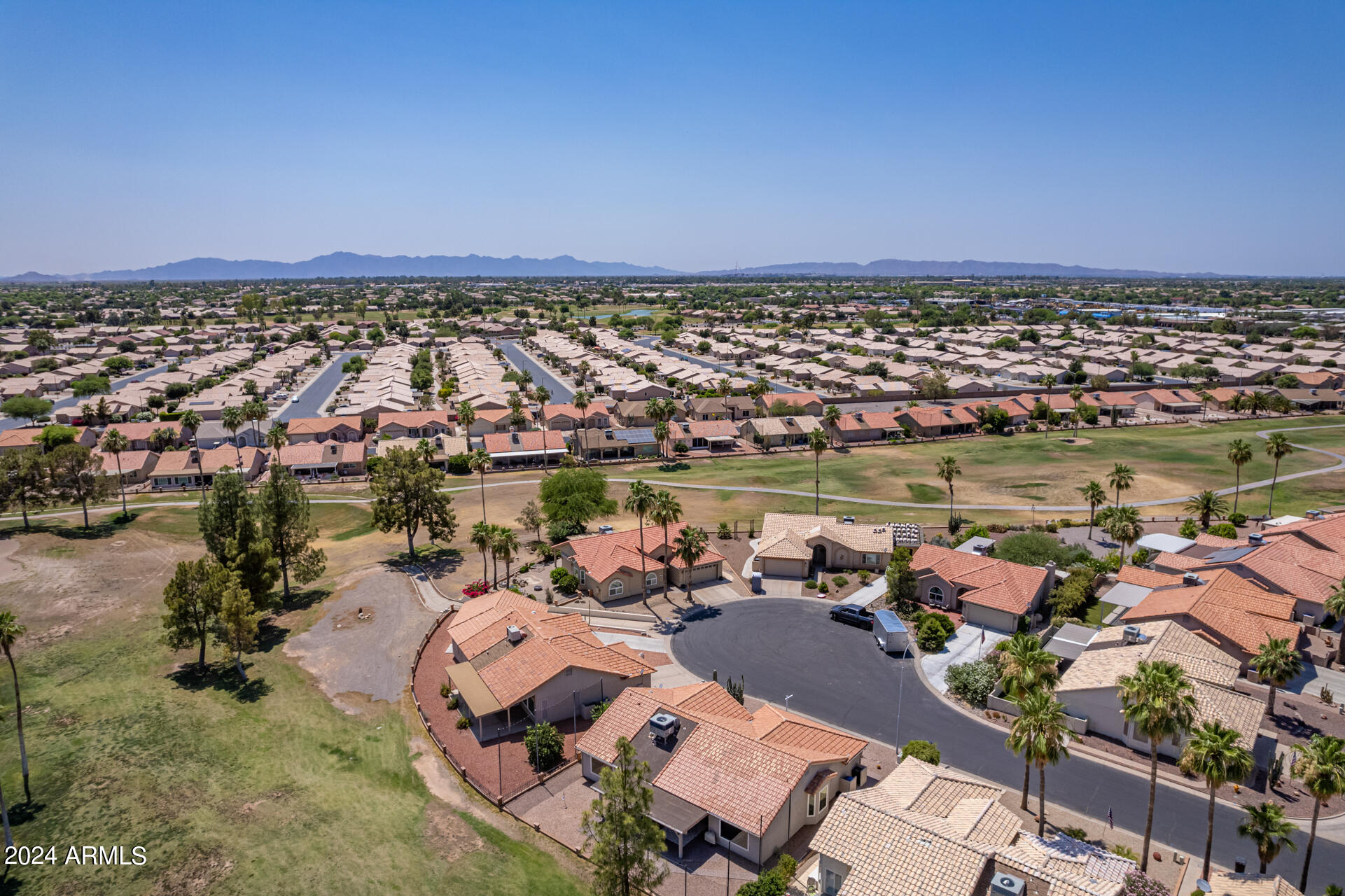 1561 E Bellerive Court