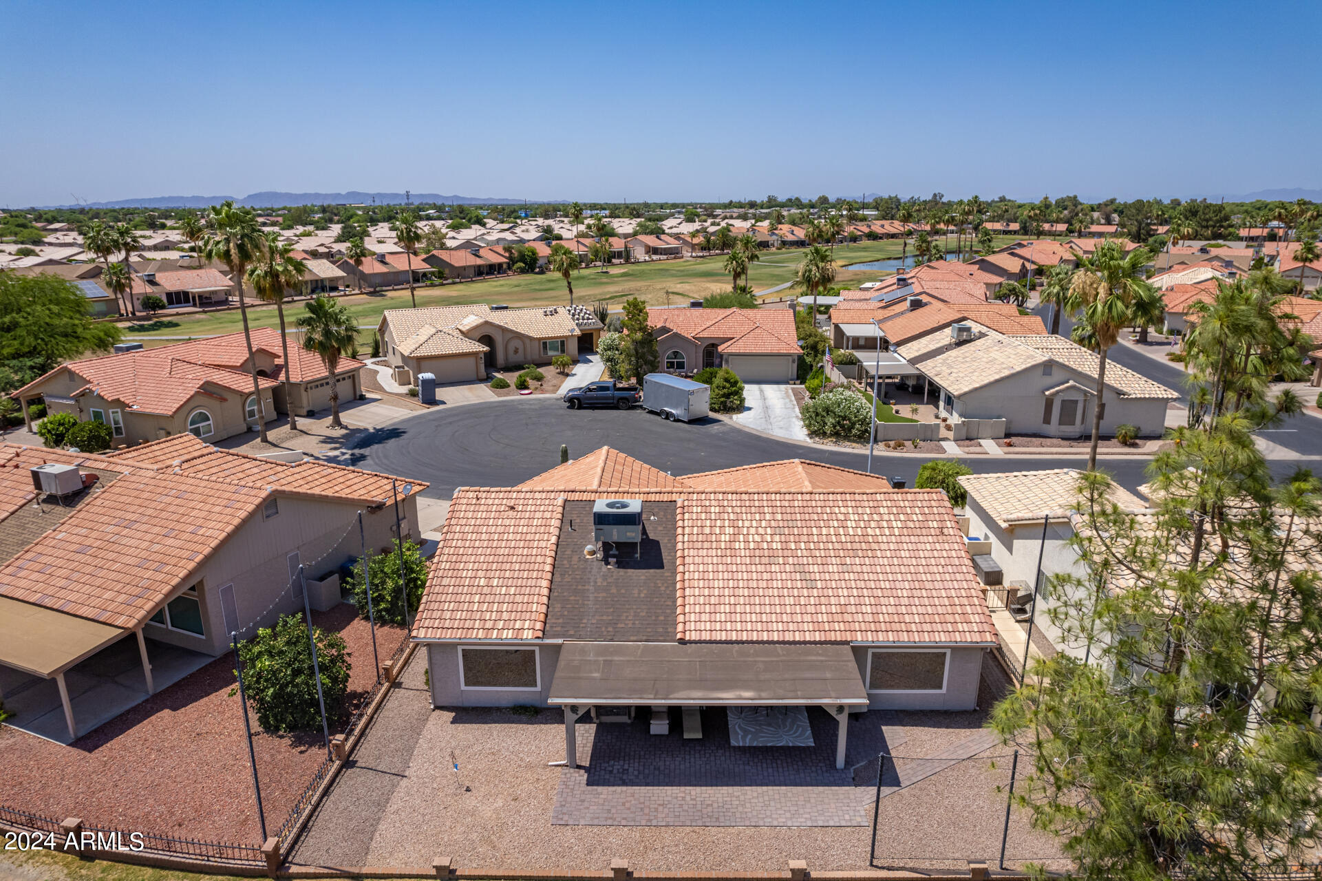 1561 E Bellerive Court