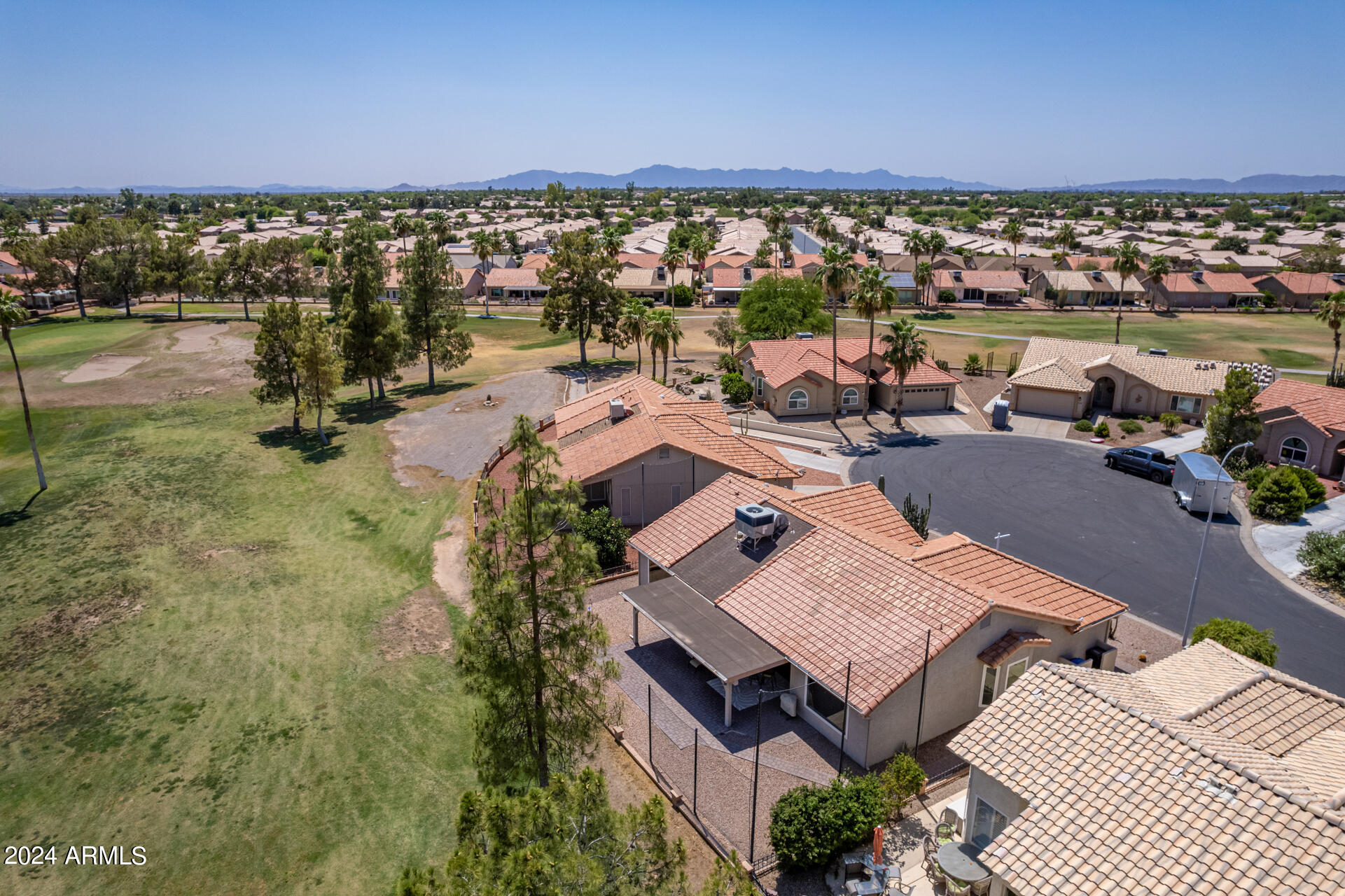 1561 E Bellerive Court