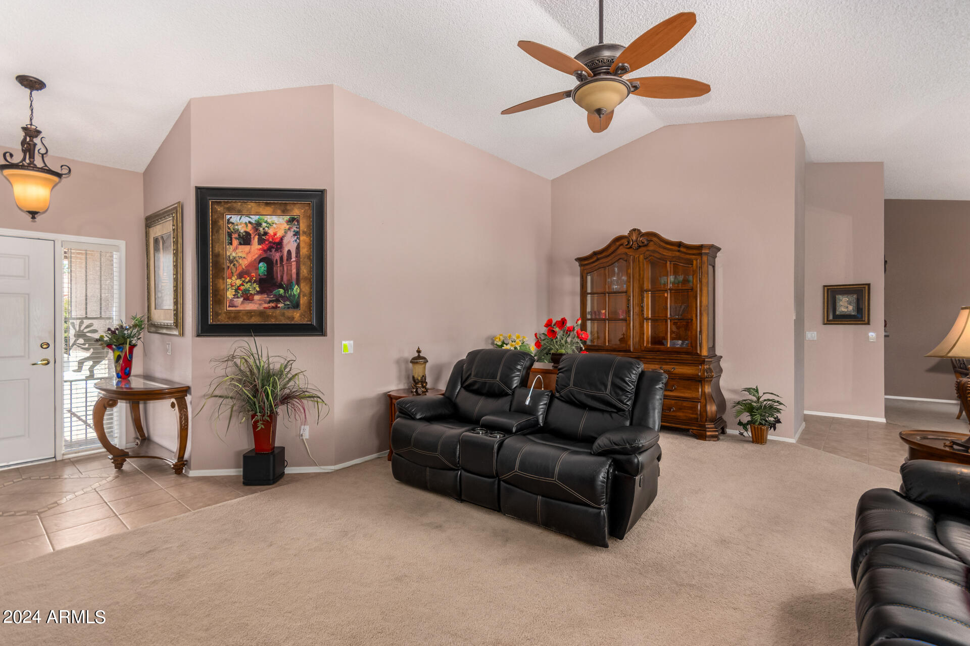 1561 E Bellerive Court