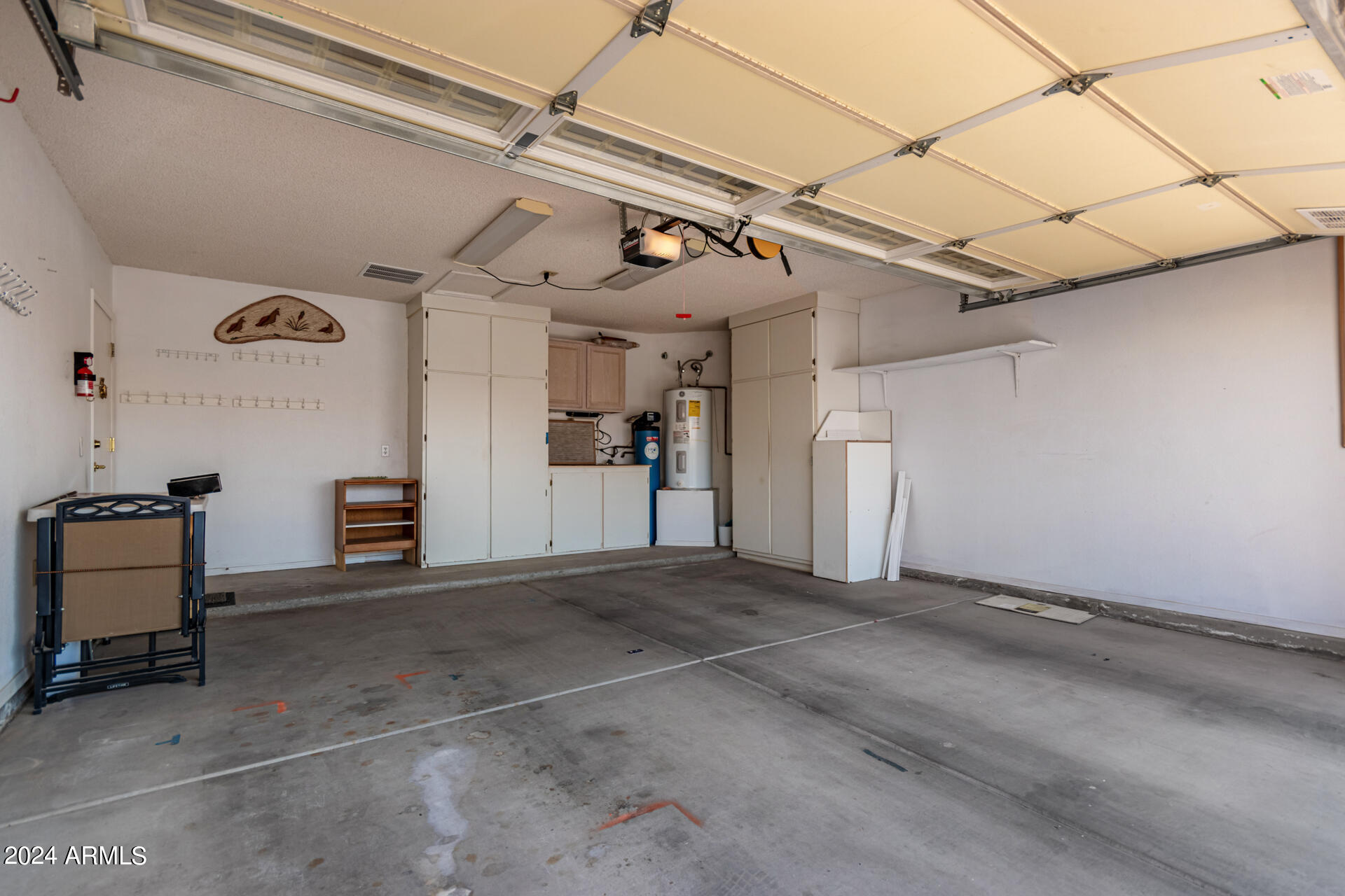 1561 E Bellerive Court