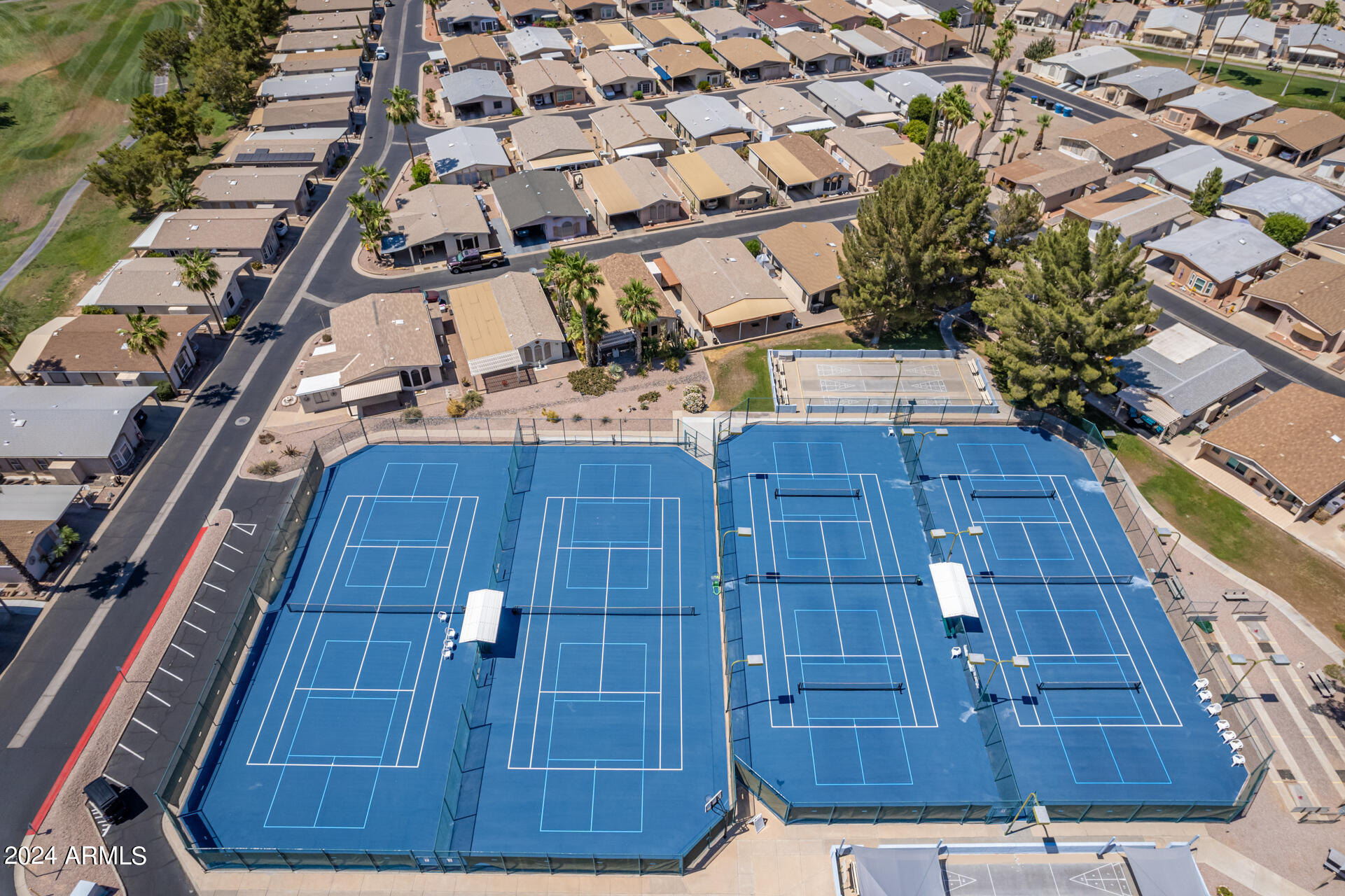 1561 E Bellerive Court