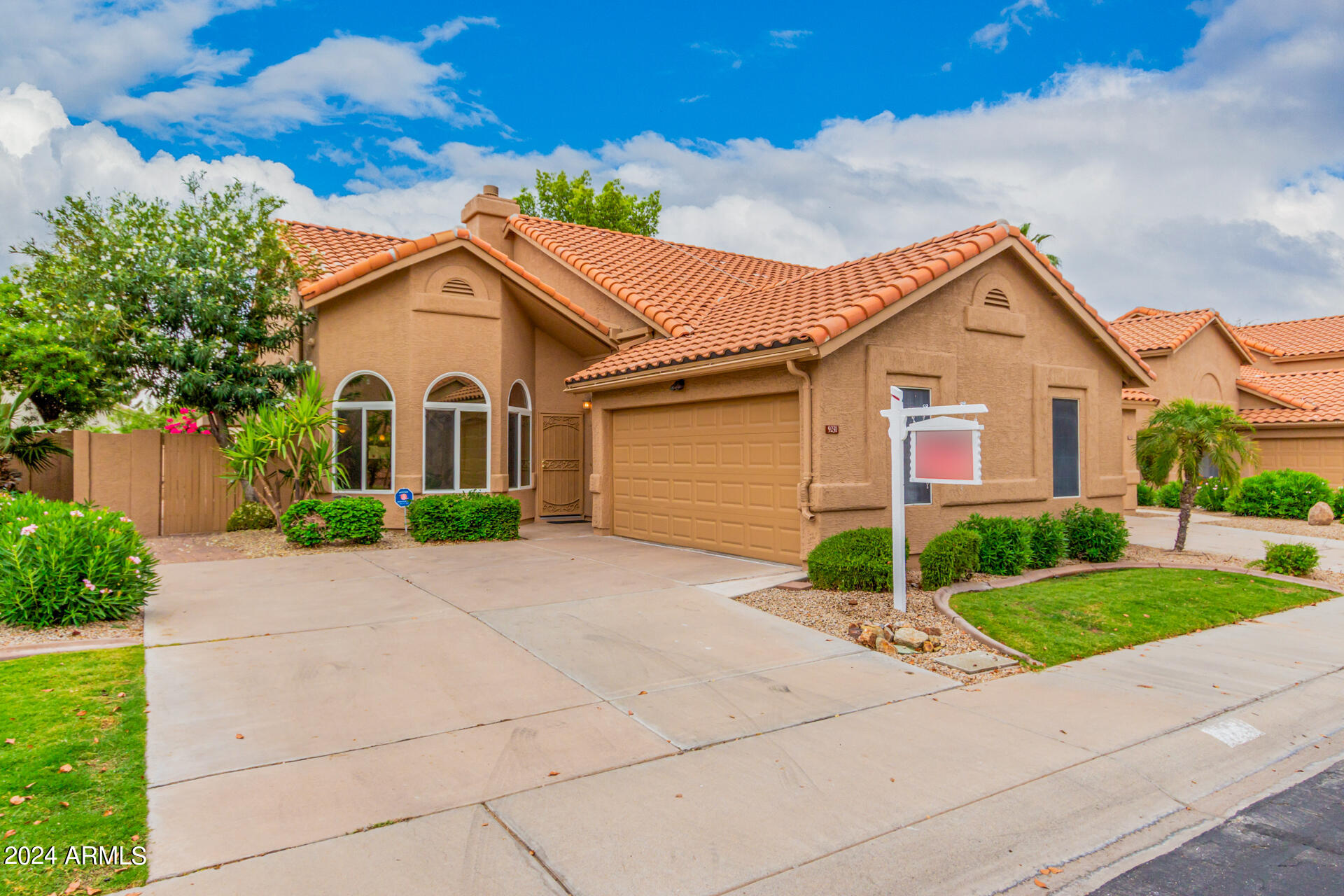 9231 E CAMINO DEL SANTO
