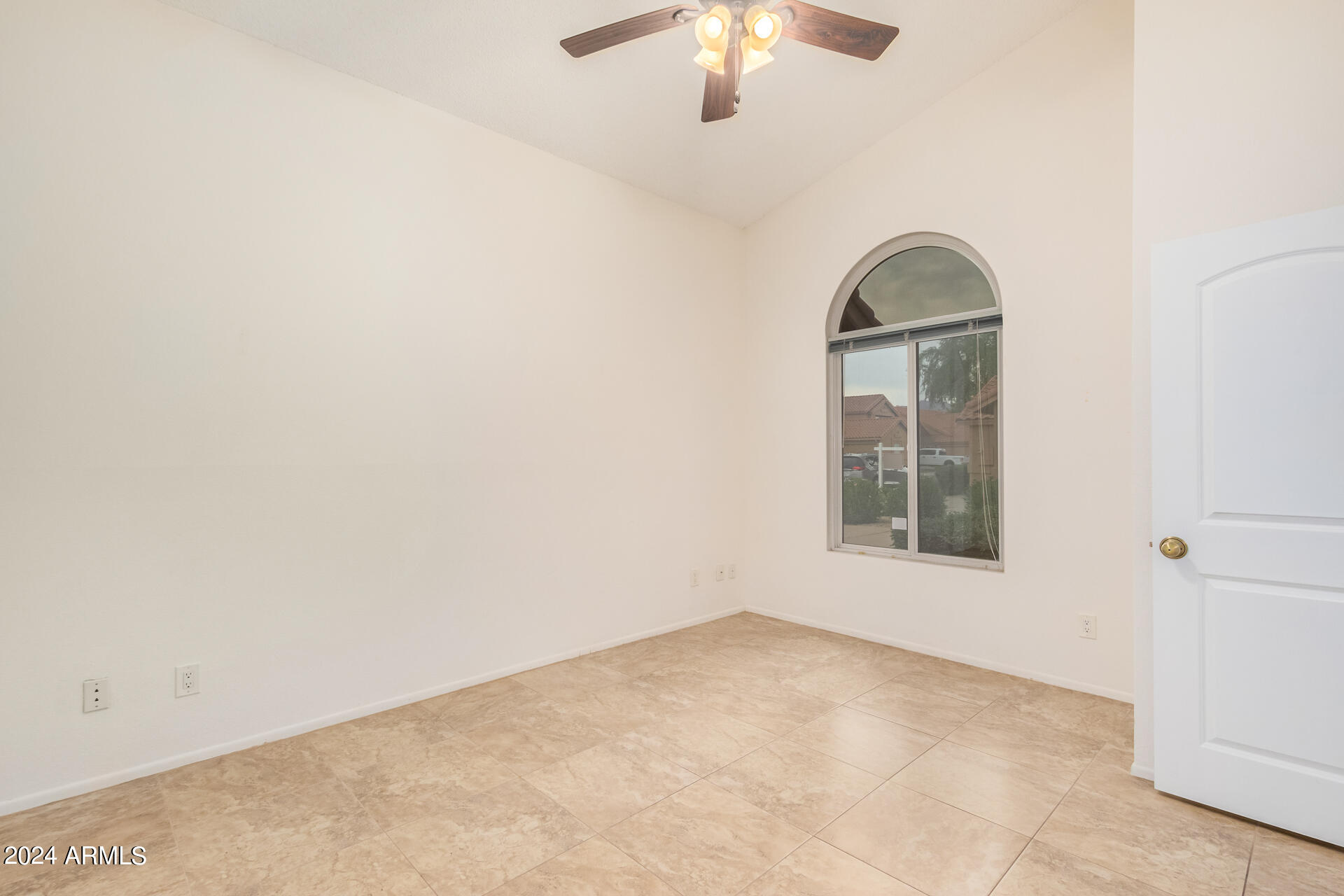 9231 E CAMINO DEL SANTO