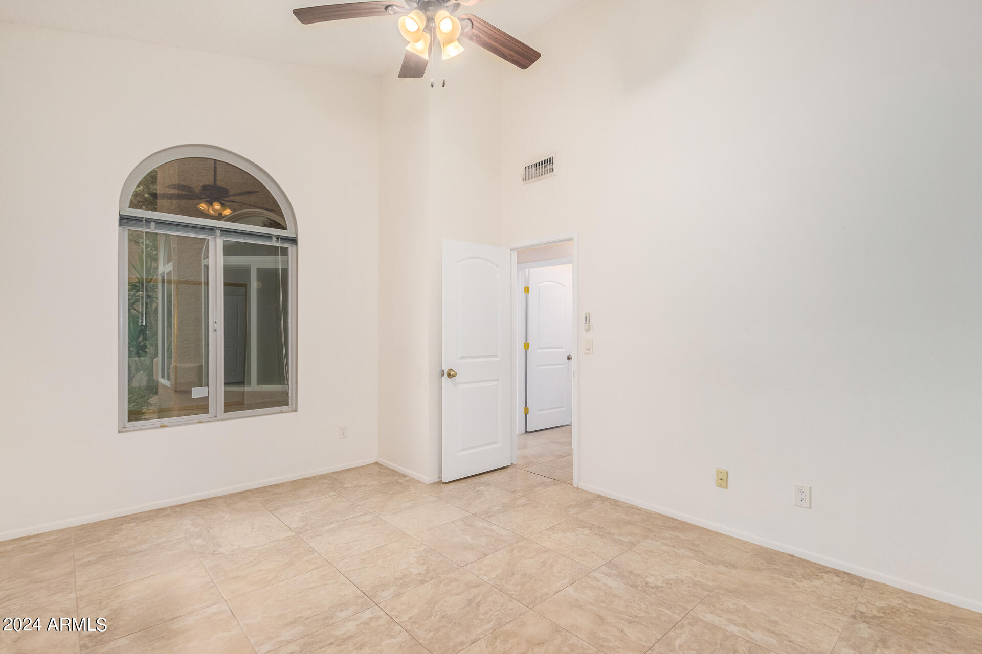 9231 E CAMINO DEL SANTO