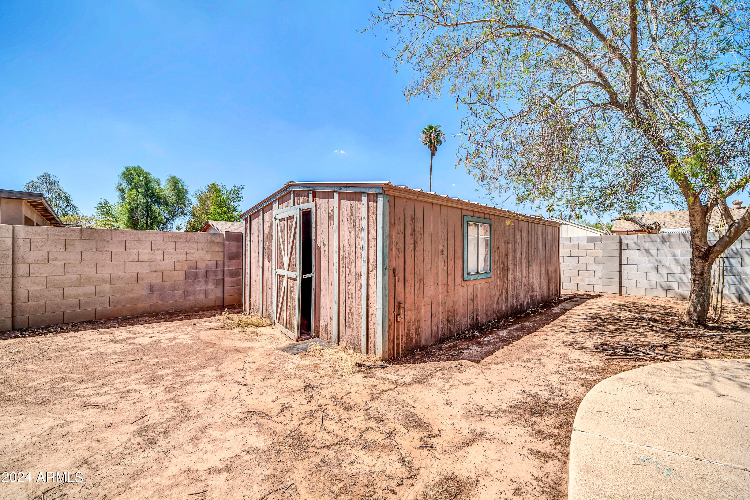 6720 W PALM Lane