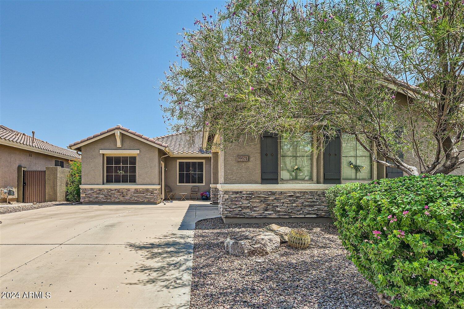 39521 N LAUREL VALLEY Court