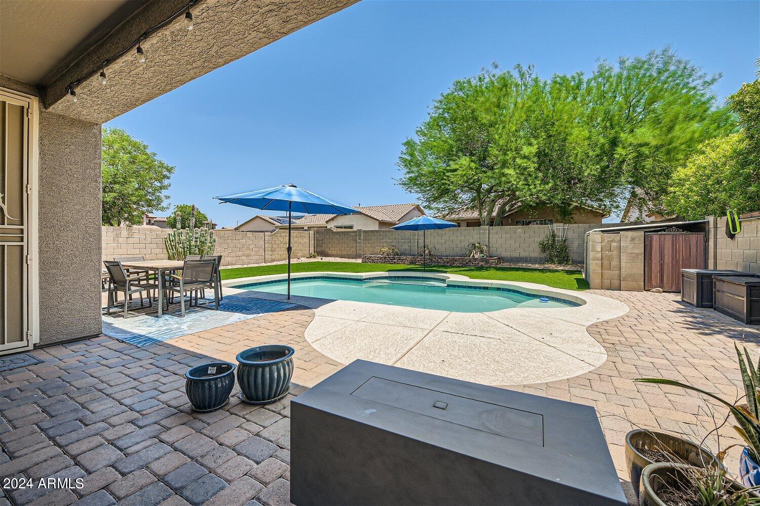 39521 N LAUREL VALLEY Court