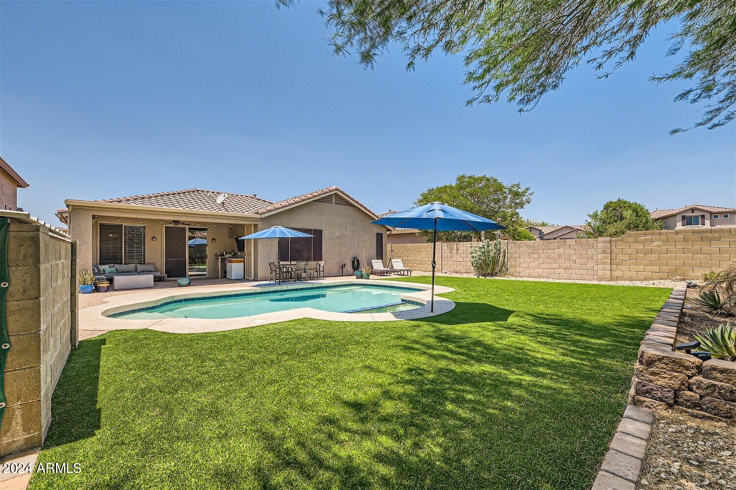 39521 N LAUREL VALLEY Court