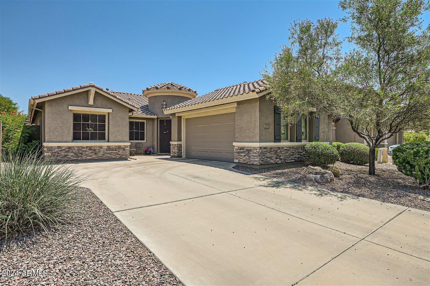 39521 N LAUREL VALLEY Court