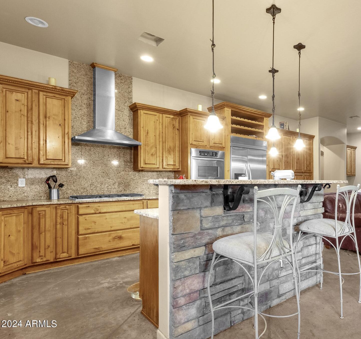 2138 E TIFFANY Court