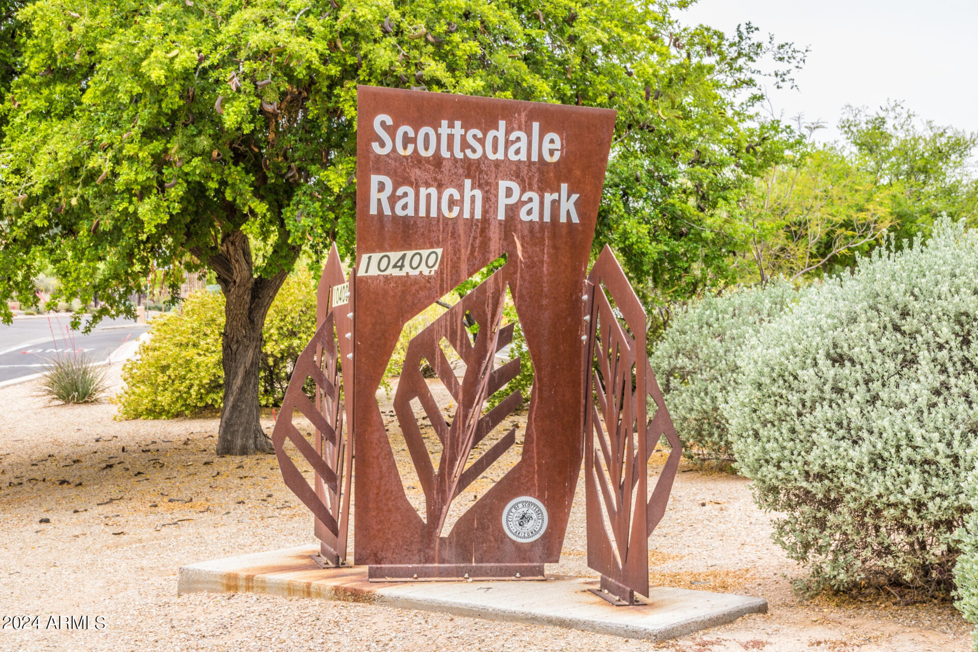 10503 E FANFOL Lane