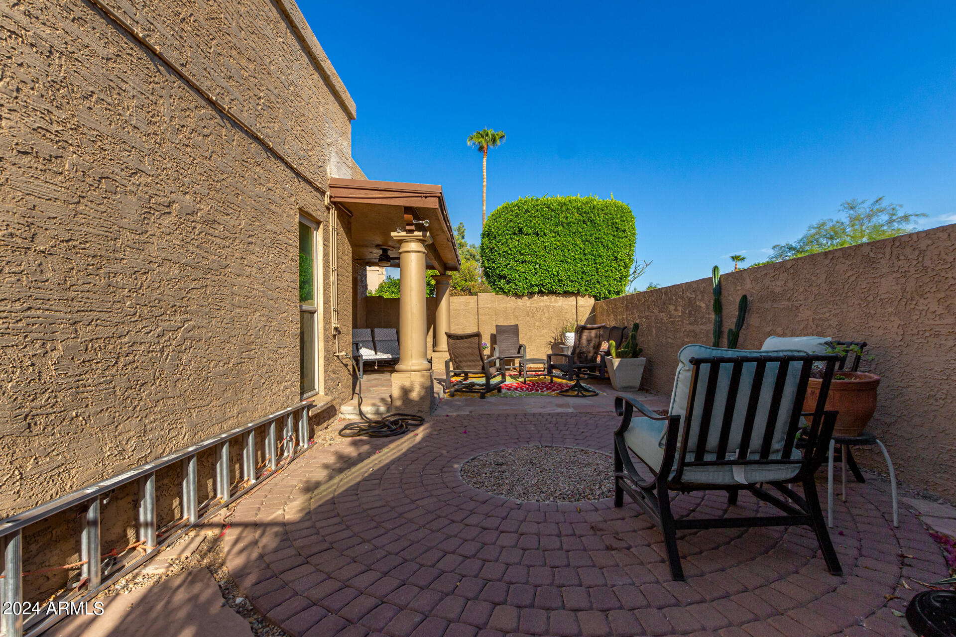10503 E FANFOL Lane
