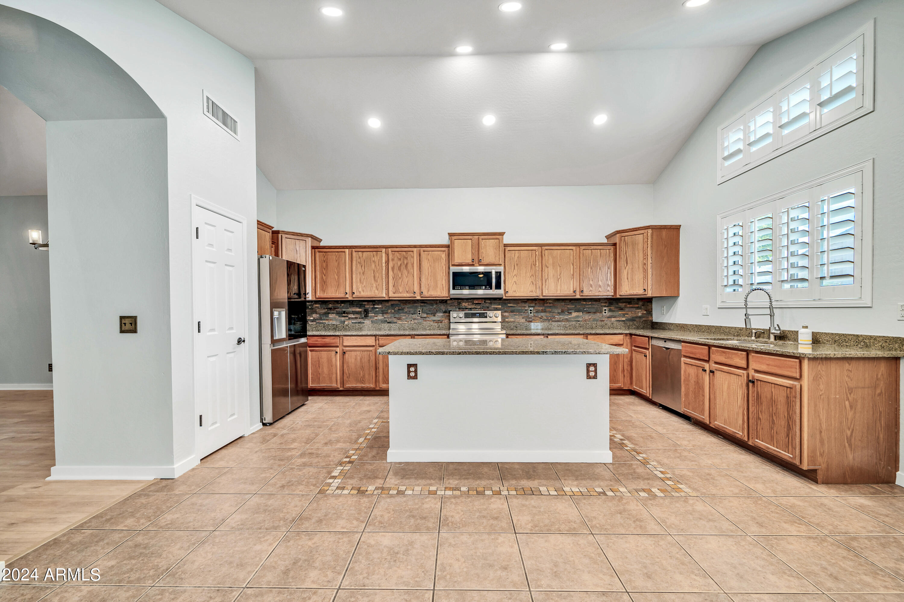 23013 W KIMBERLY Drive
