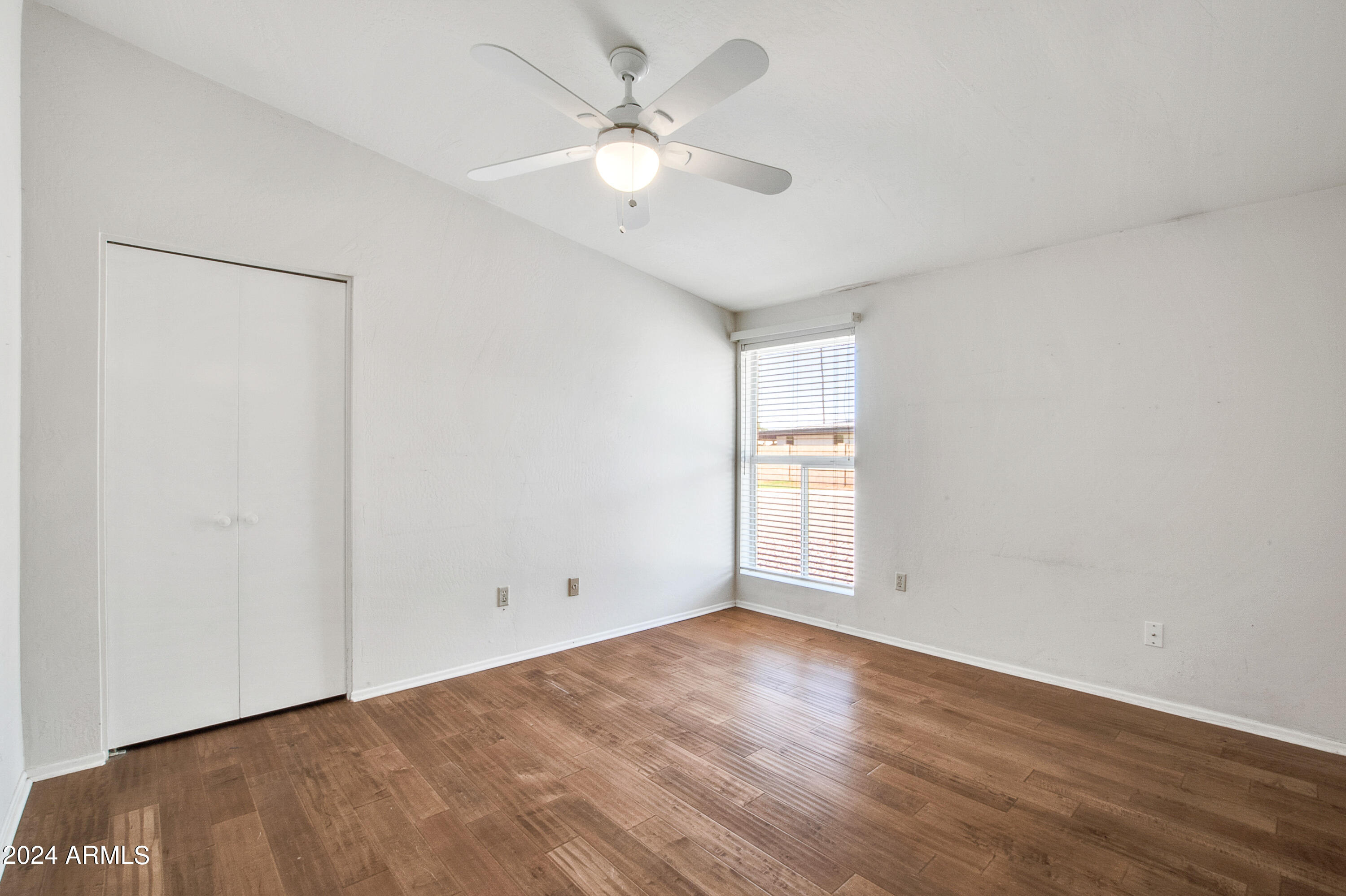 625 W GIBRALTAR Lane