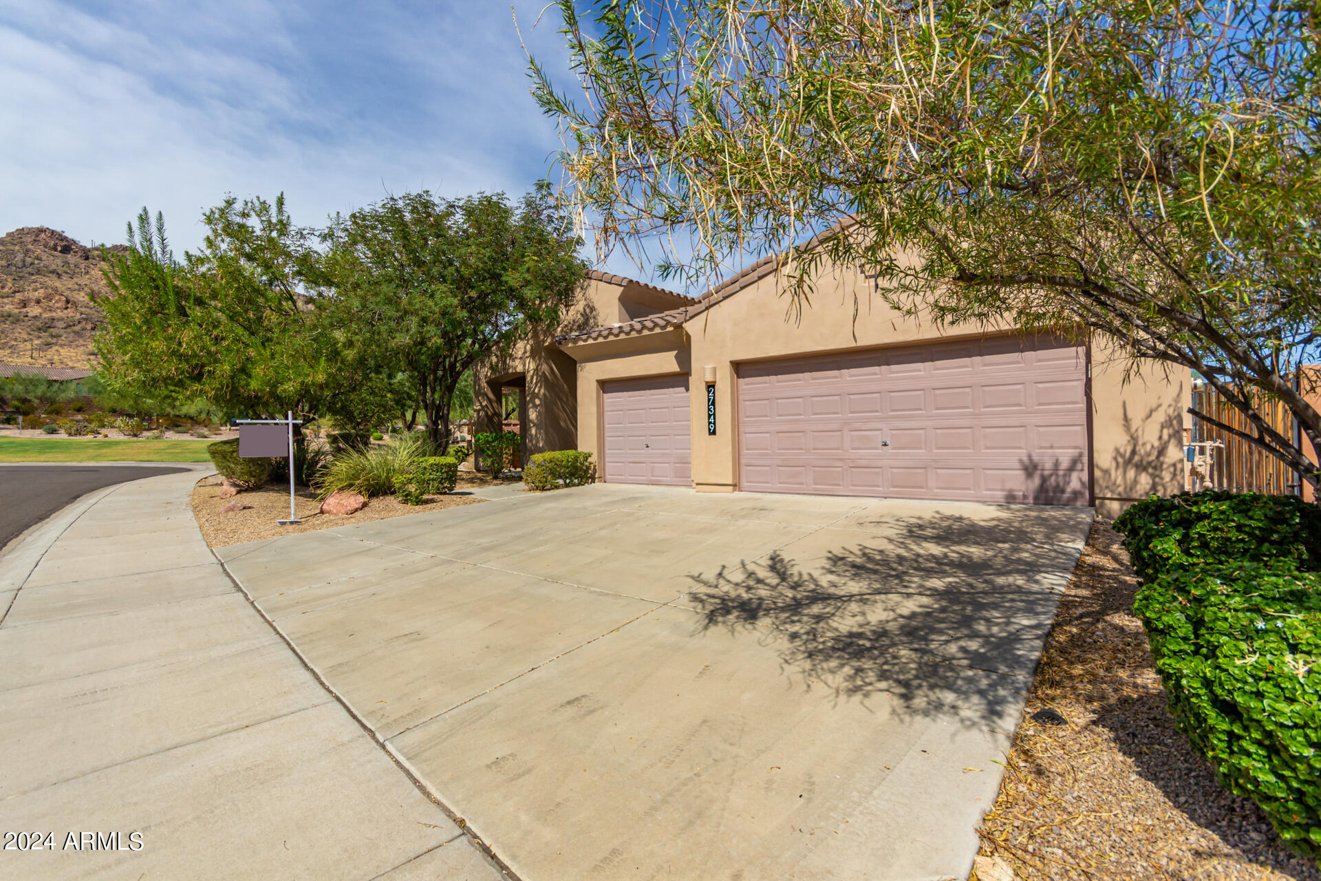 27349 N 86TH Avenue