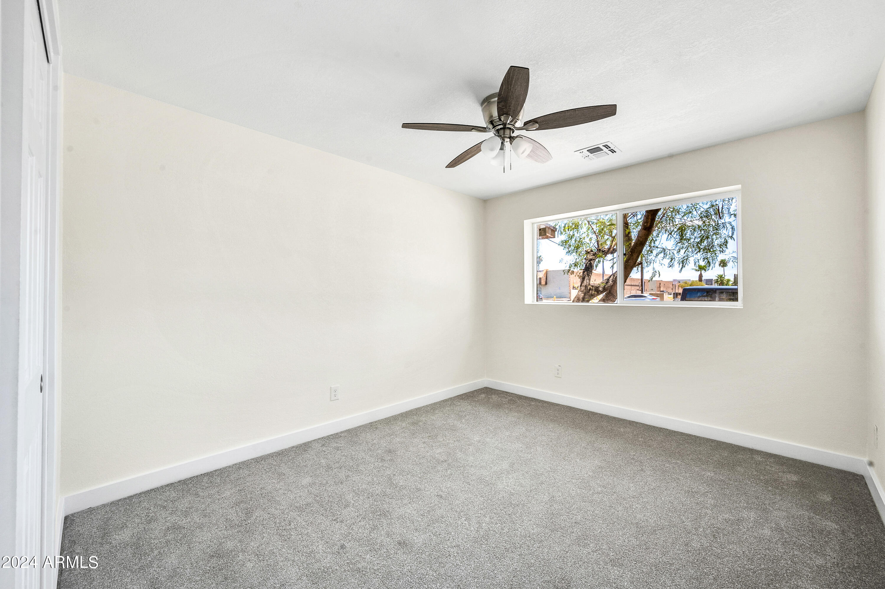 2902 W CACTUS Road