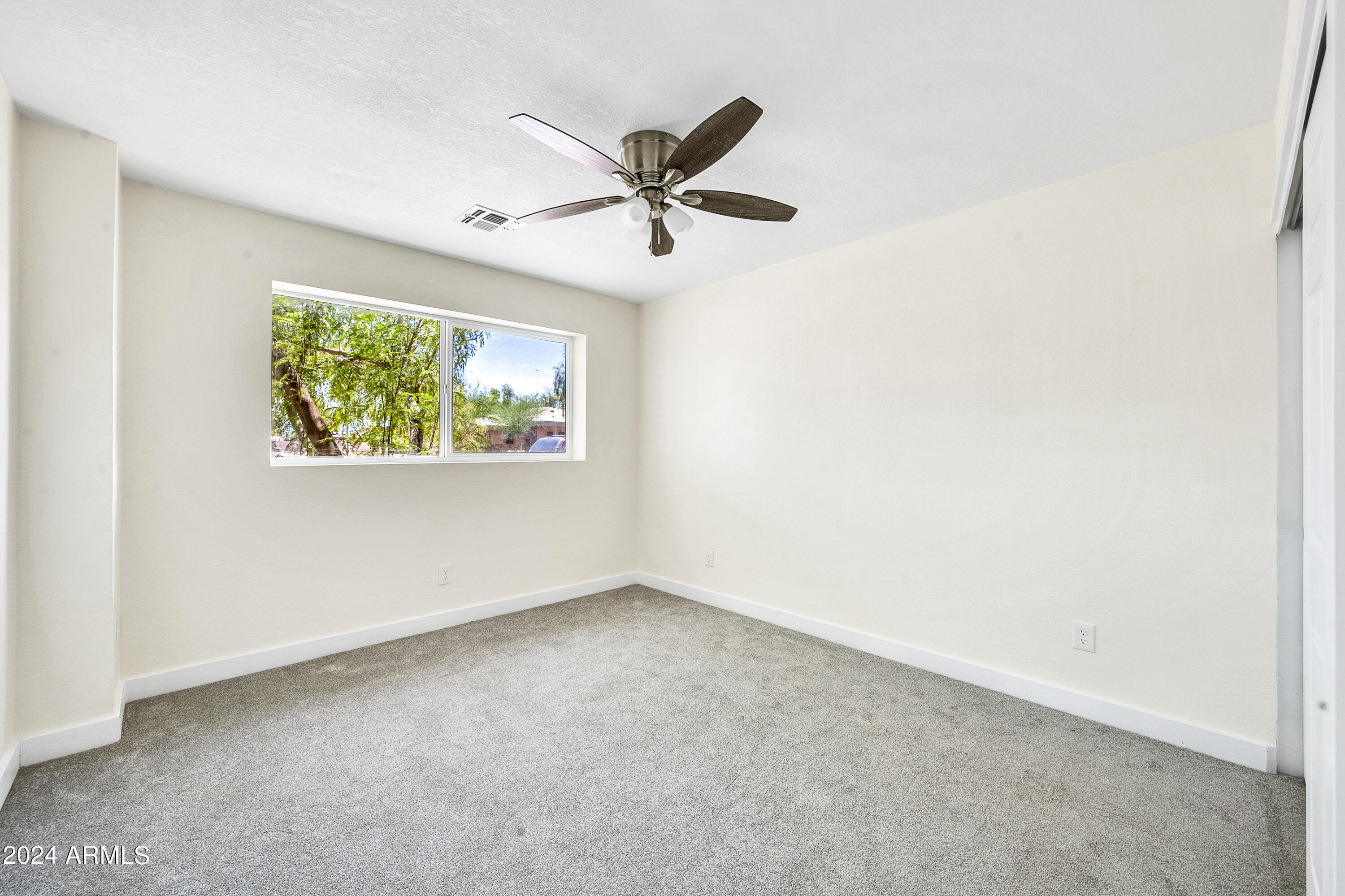 2902 W CACTUS Road