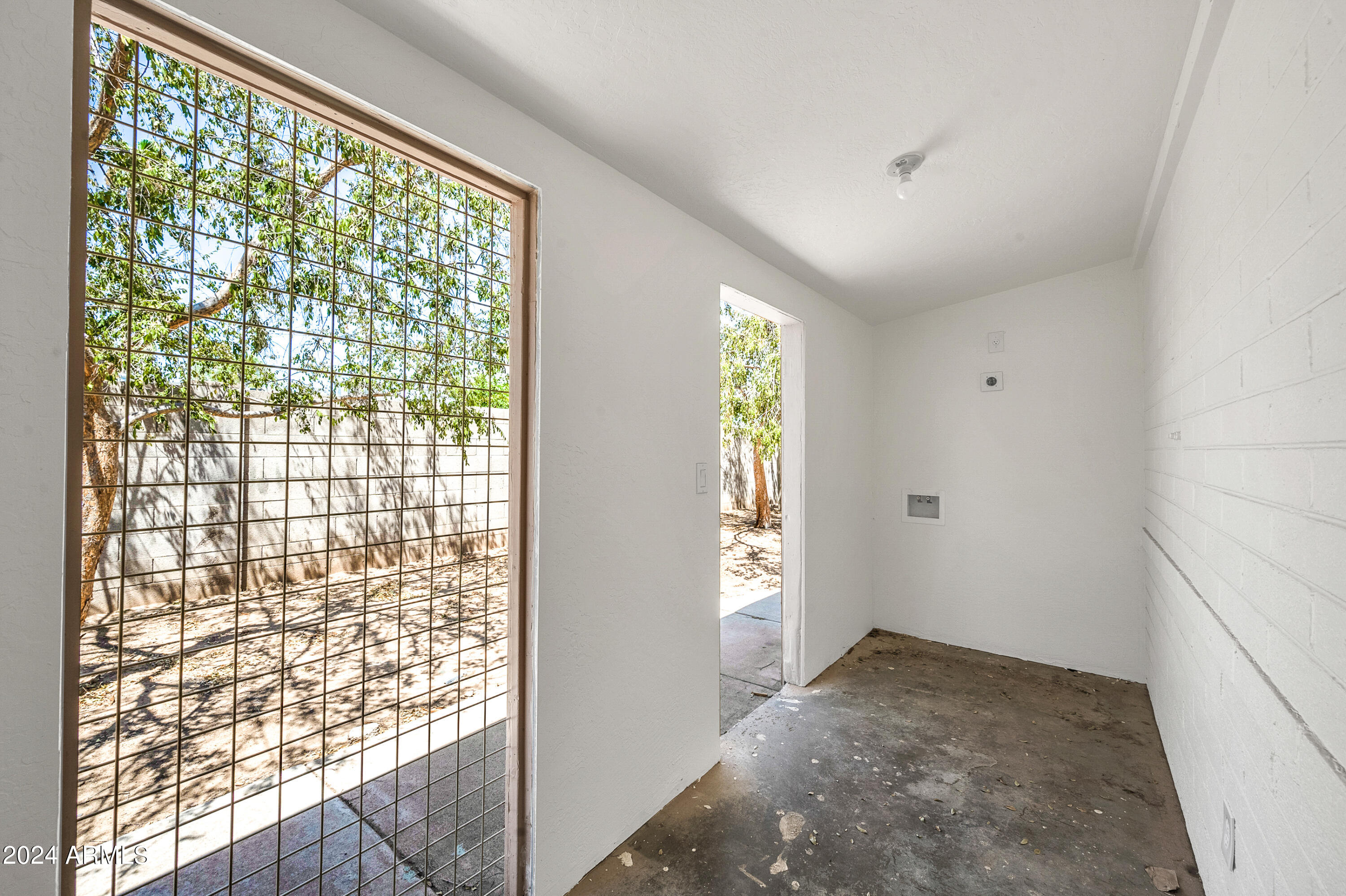 2902 W CACTUS Road