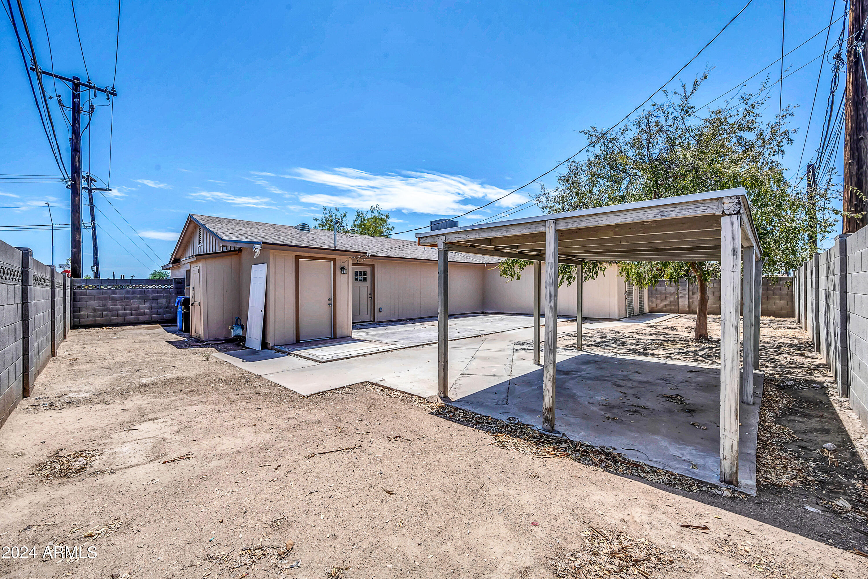 2902 W CACTUS Road