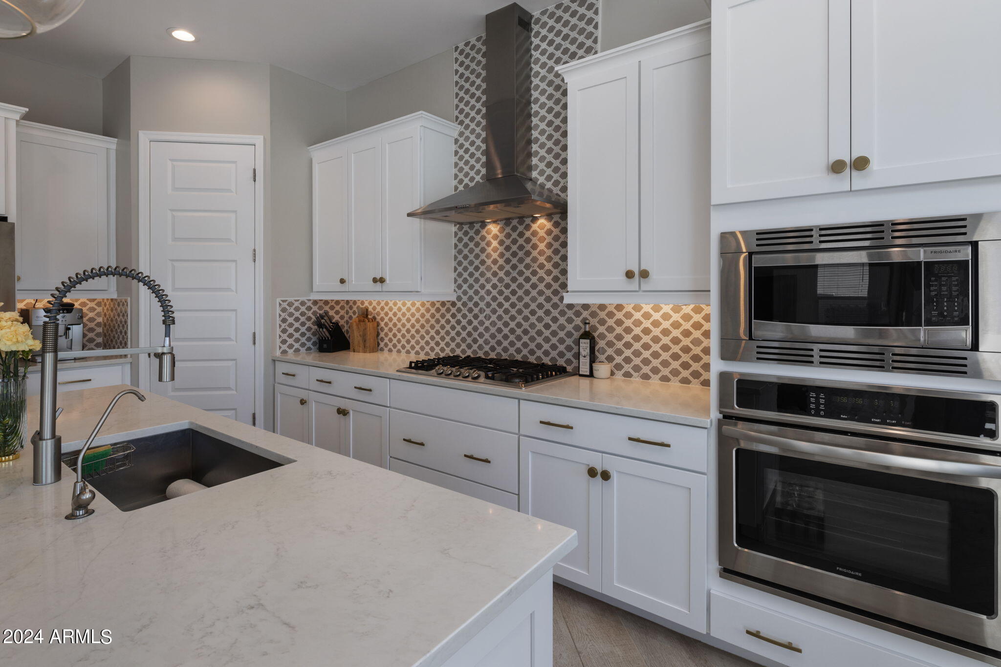 18112 N 66TH Place