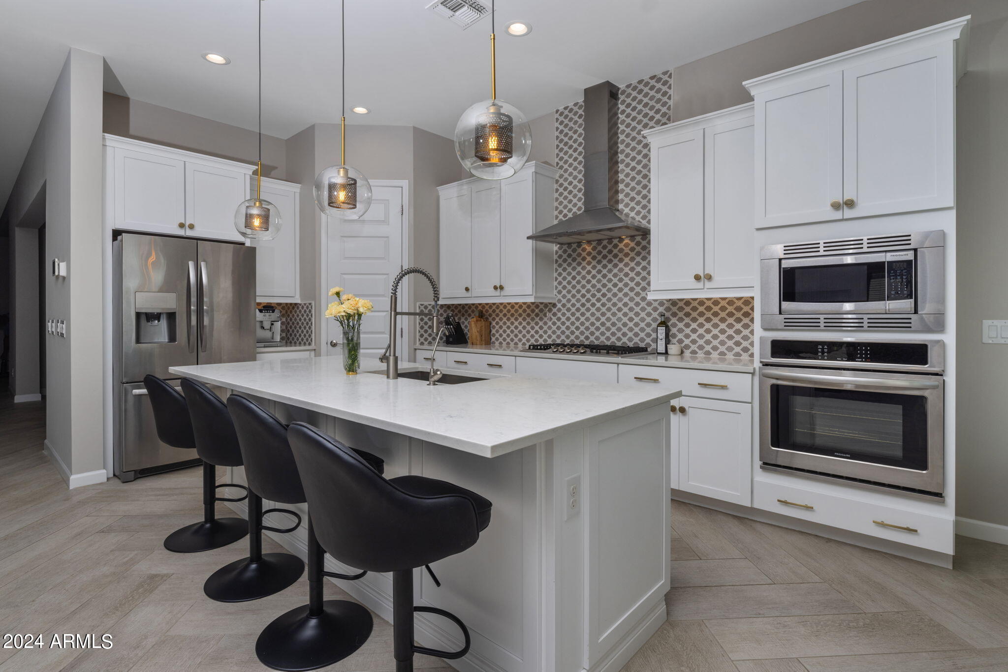 18112 N 66TH Place