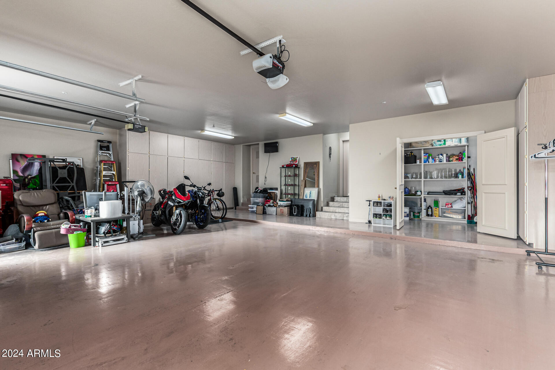 11869 N 114TH Way