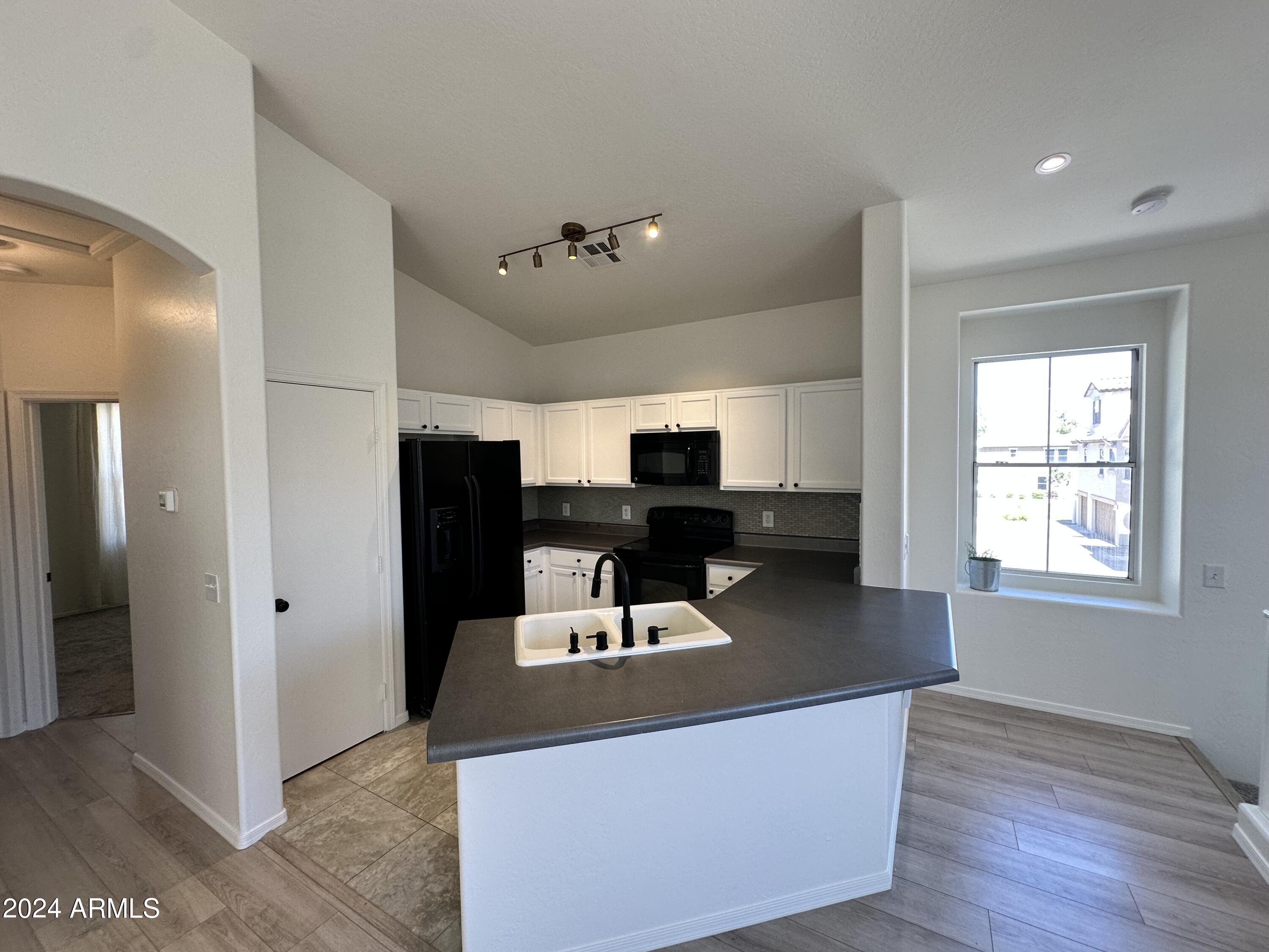 9233 E NEVILLE Avenue 1093