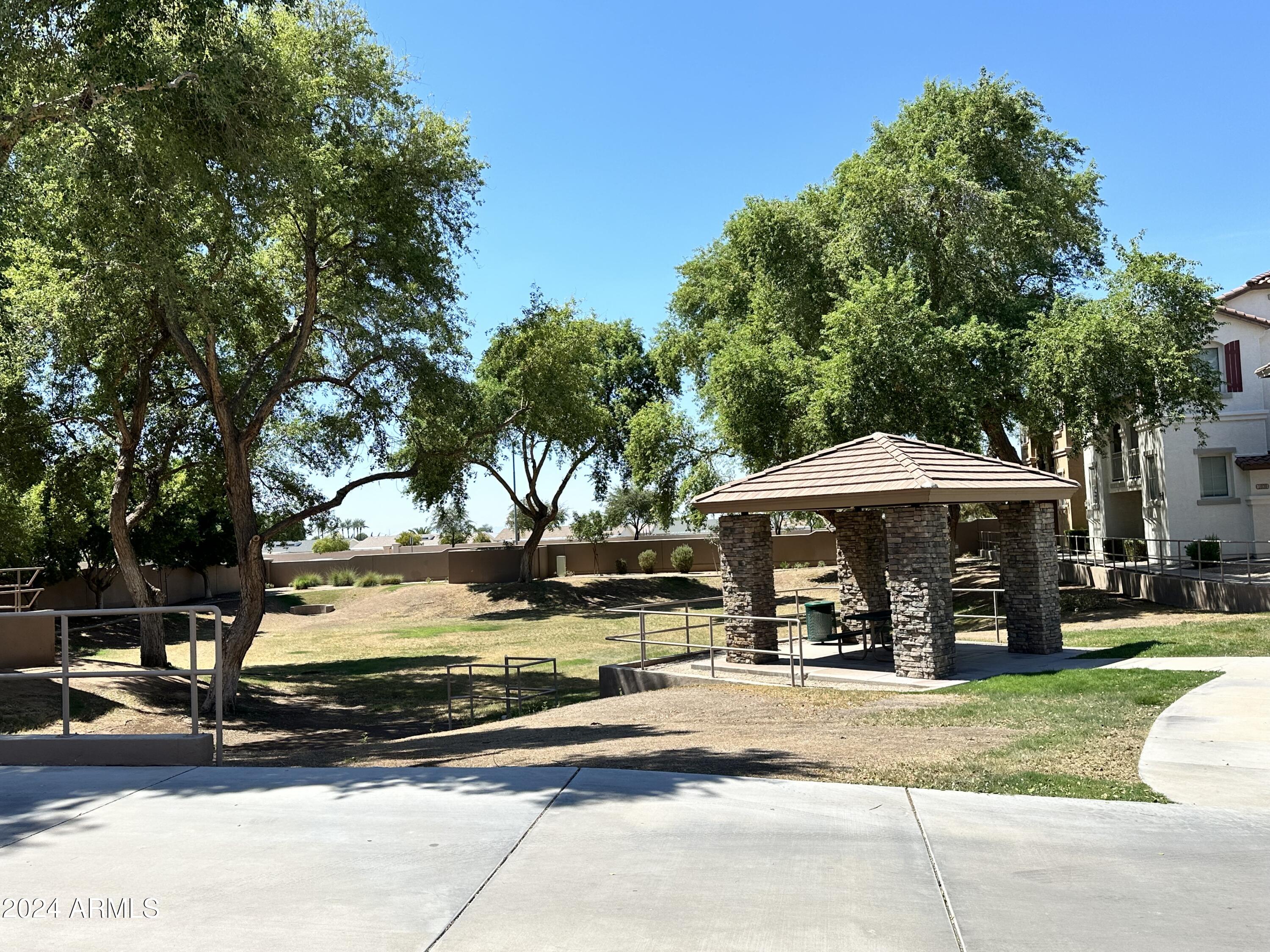 9233 E NEVILLE Avenue 1093