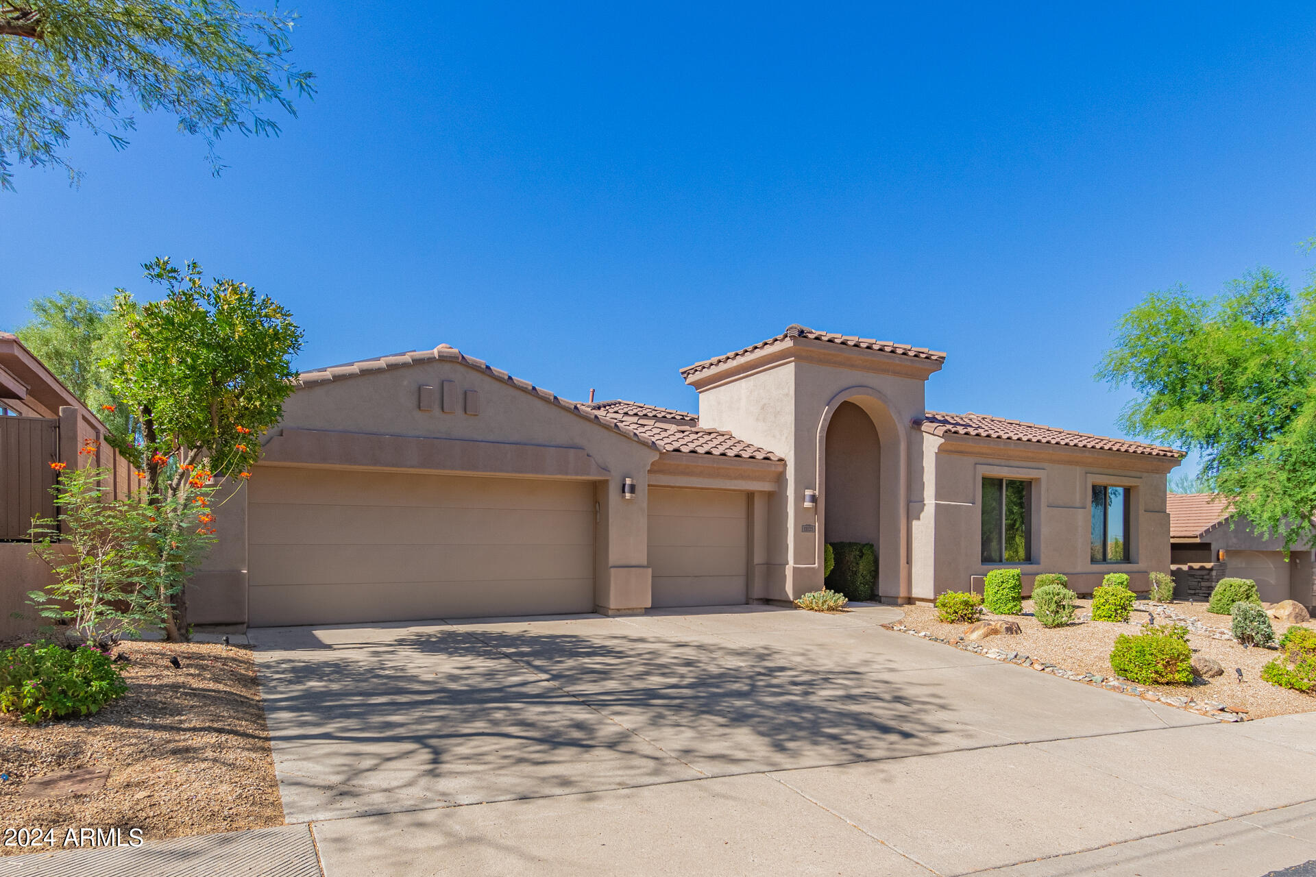 11123 E Beck Lane