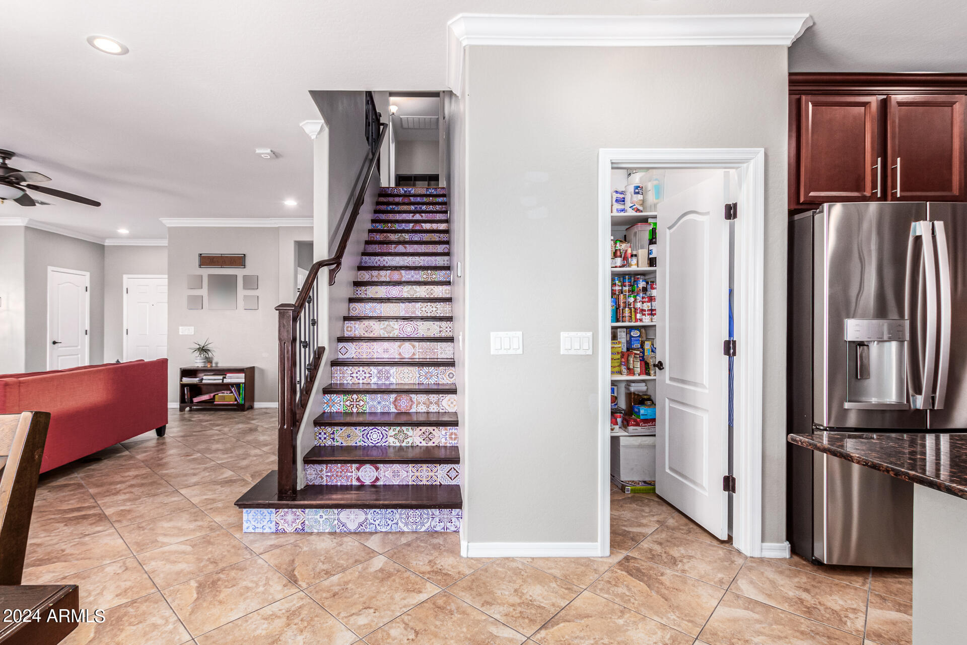 59 W BURKHALTER Drive