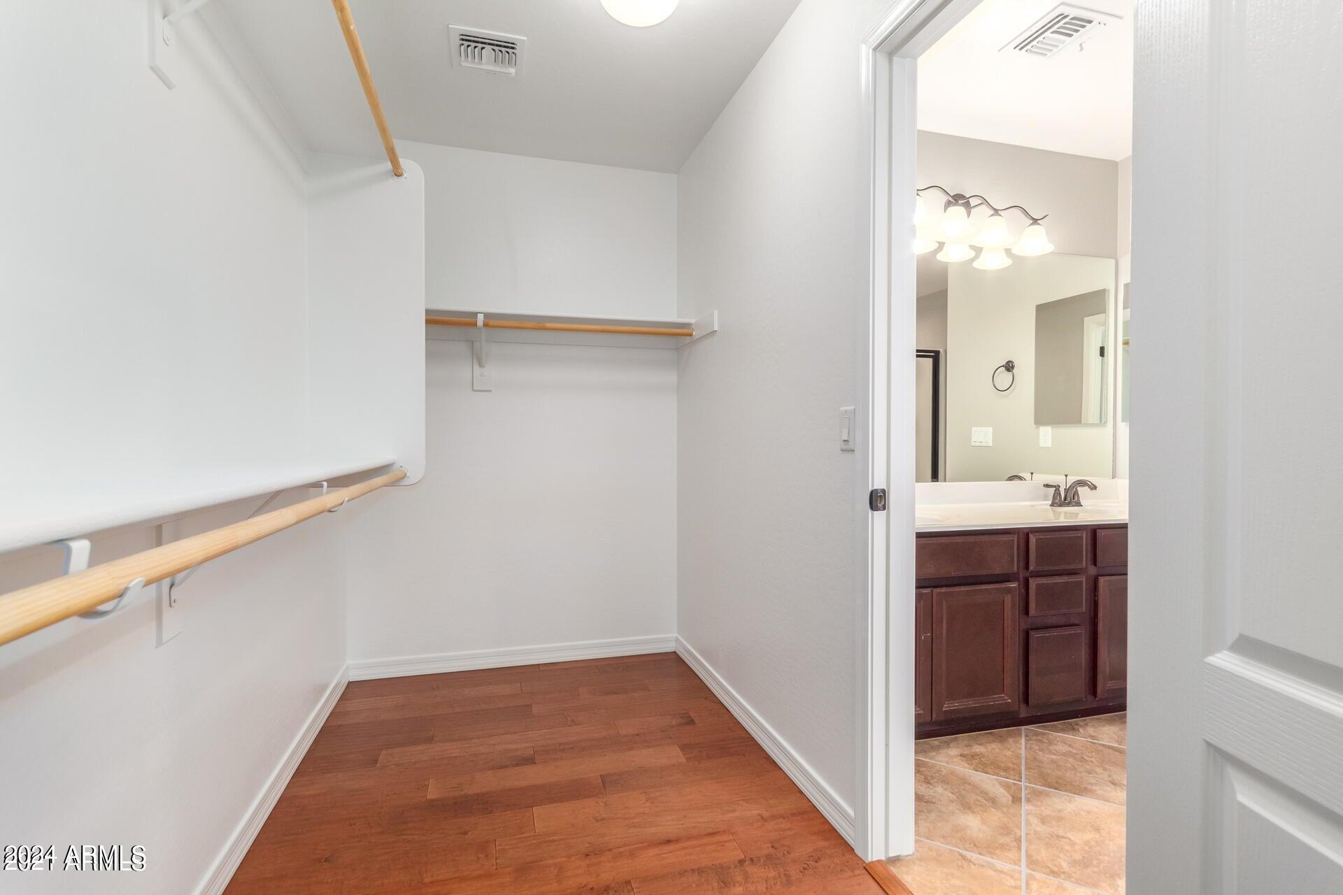 59 W BURKHALTER Drive