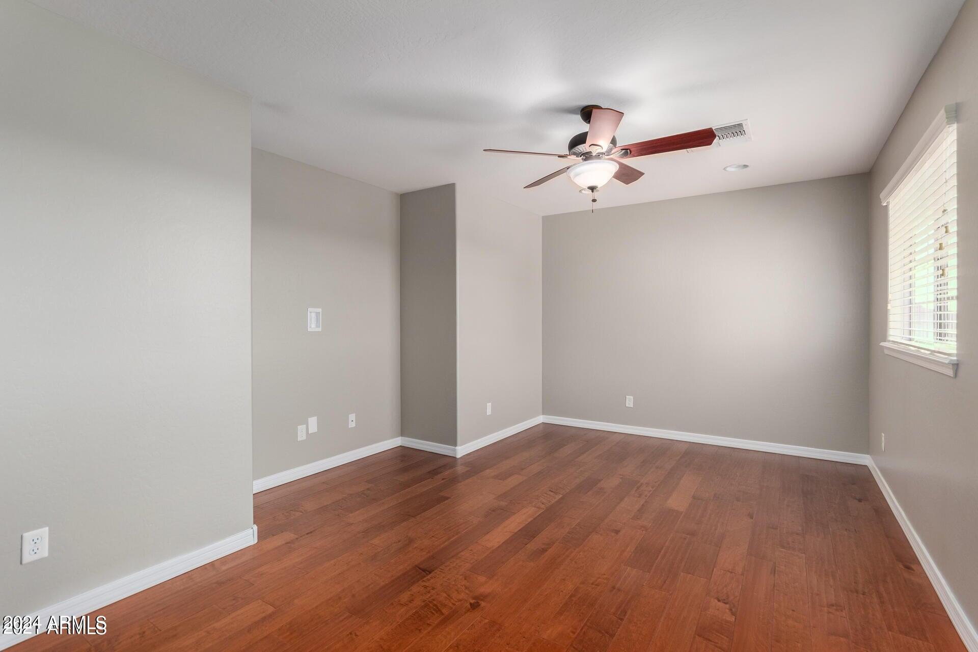 59 W BURKHALTER Drive